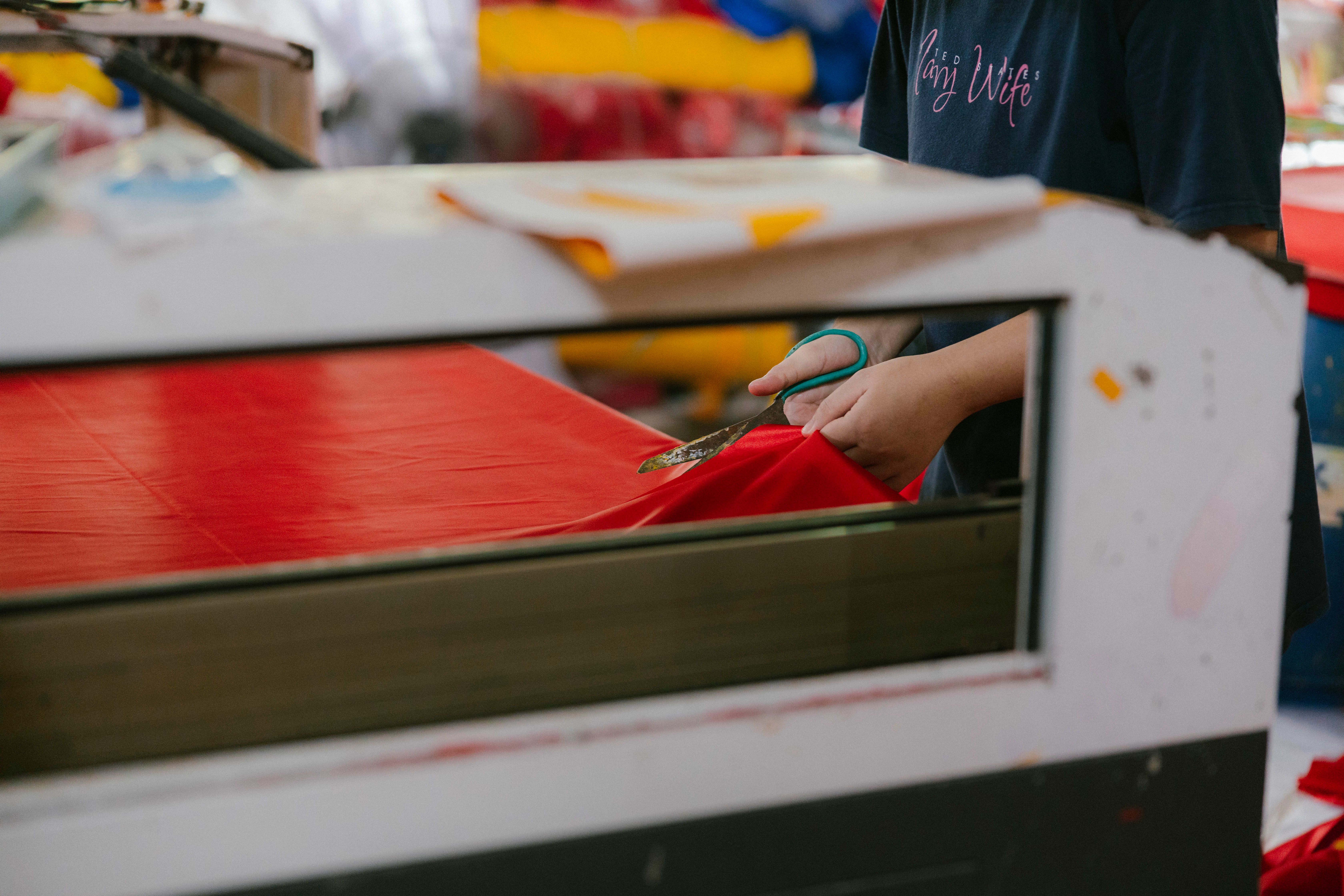 The Reusable Zipper: A Better Way to Manage Dust Containment