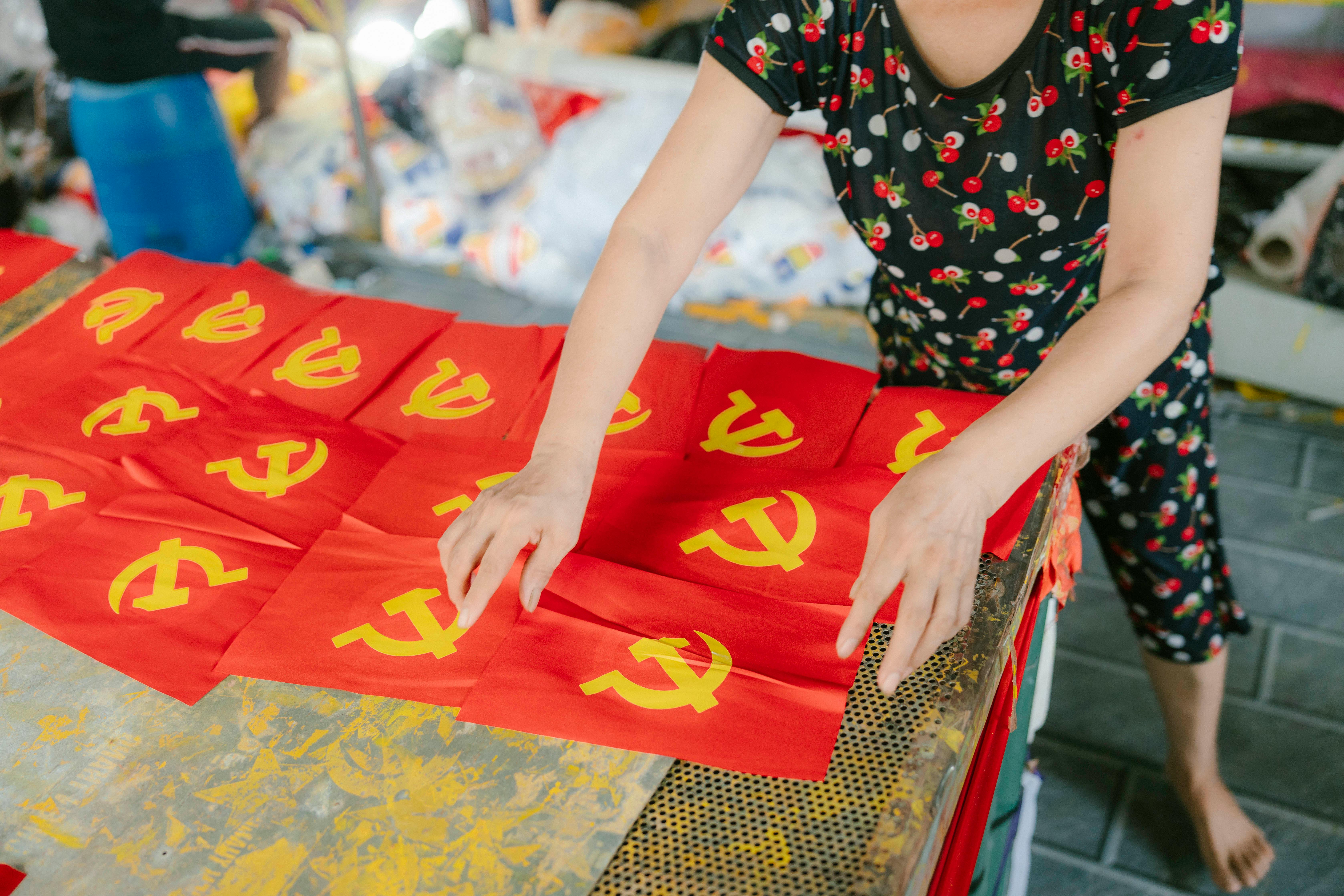 中共中央首度印發思想政治工作條例 強化意識型態管理