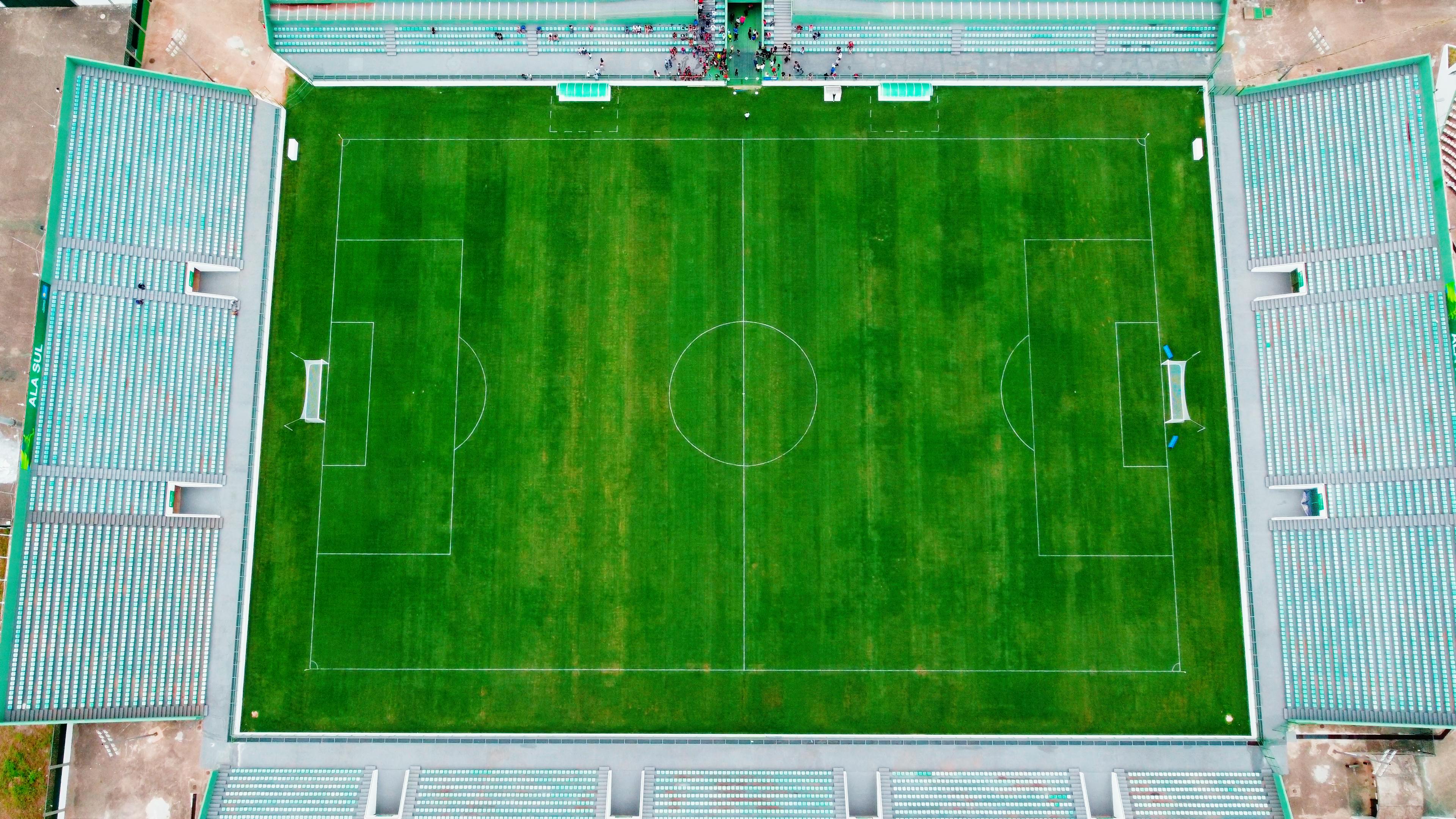 NCAA MAC 聯盟引進iPad科技 即時回放助攻戰術調整