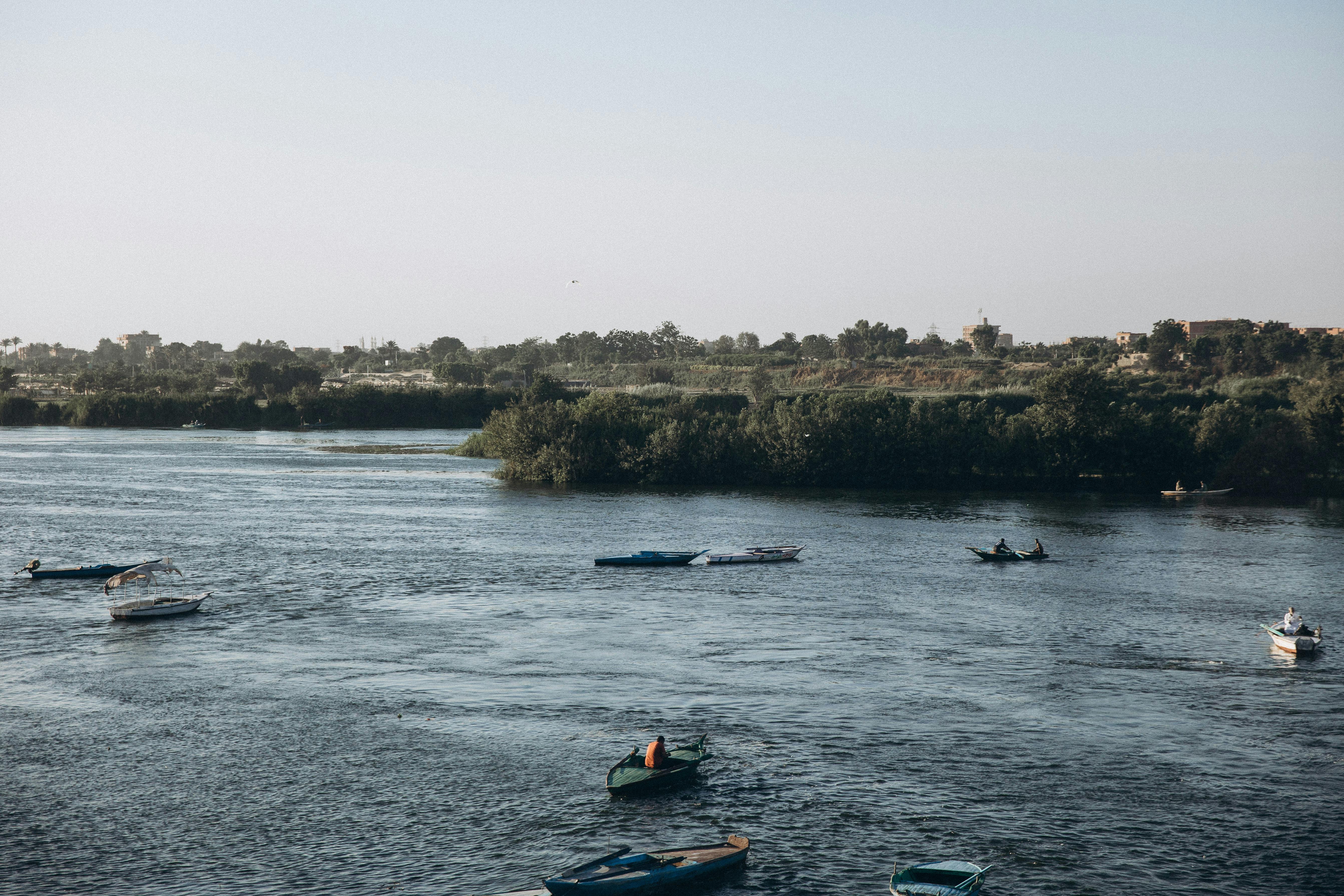 Le Nil et son paysage fluvial près de Khartoum en journée