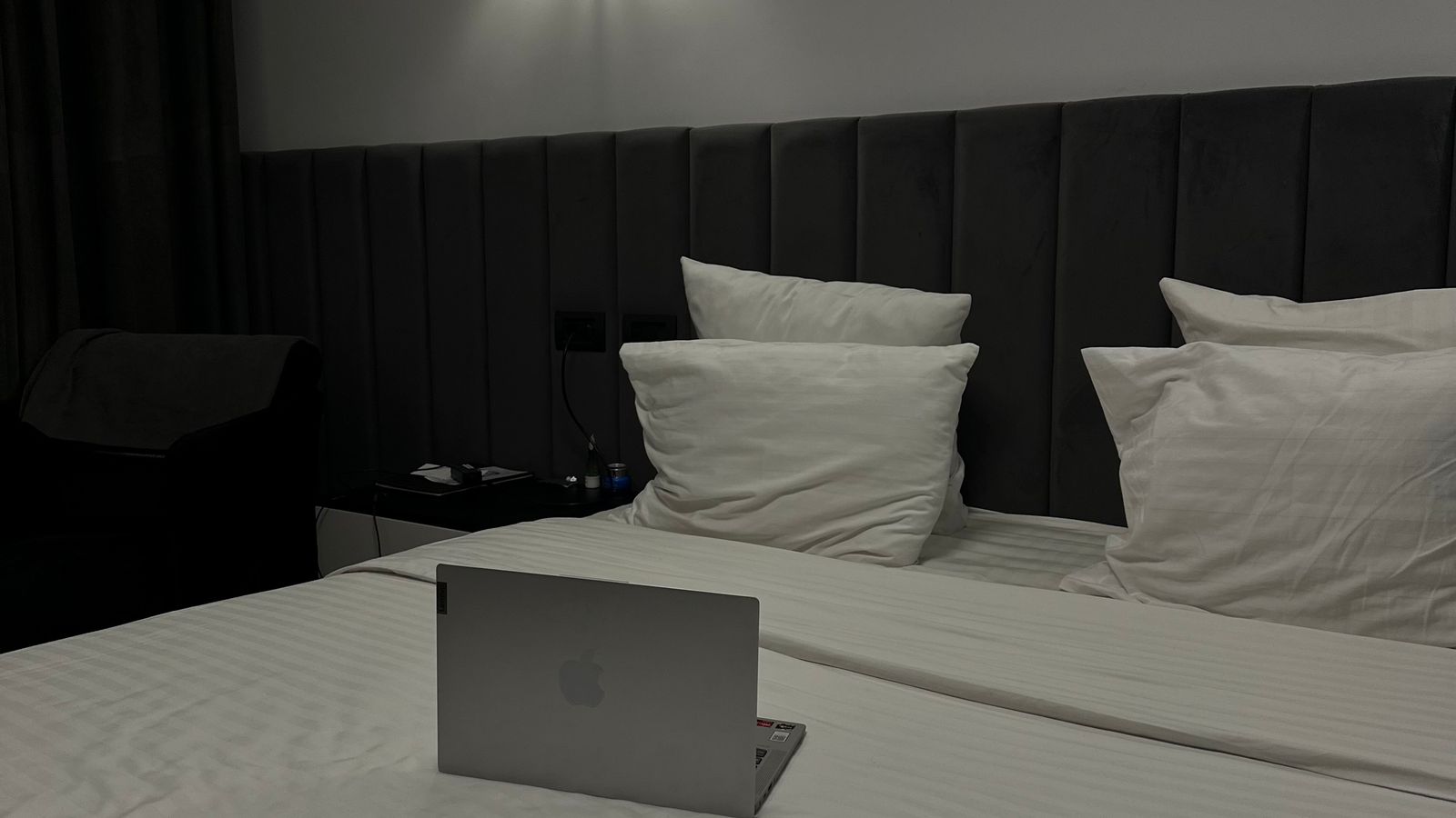 phản hồi đánh giá khách trên booking