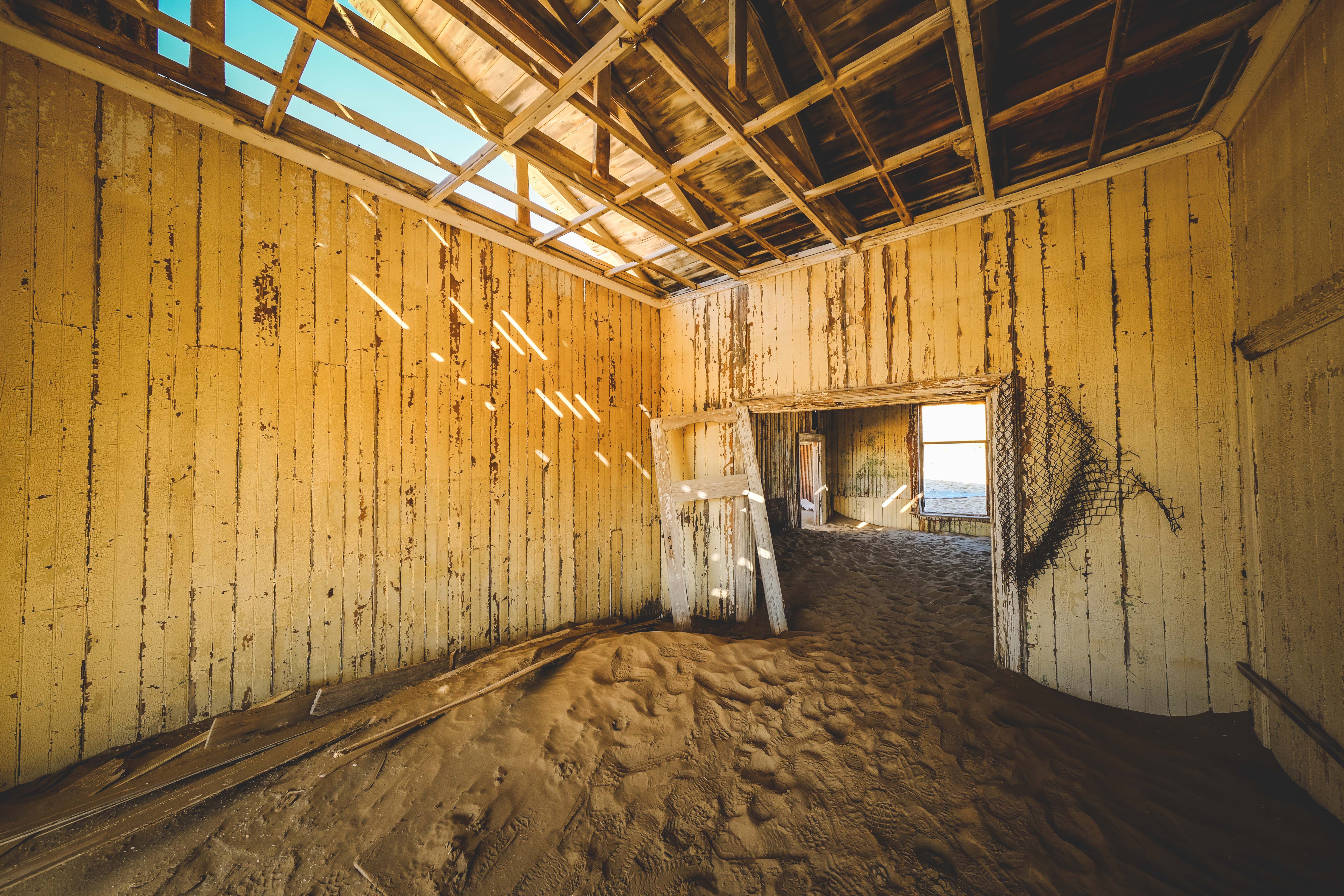 House Painting in The Burroughs — woodwork brushed to a crisp, smooth line