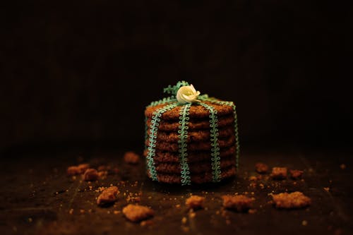 Darmowe zdjęcie z galerii z brązowy i turkusowy, ciastka, ciastko