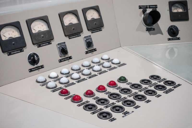 White and Gray Control Panel · Free Stock Photo