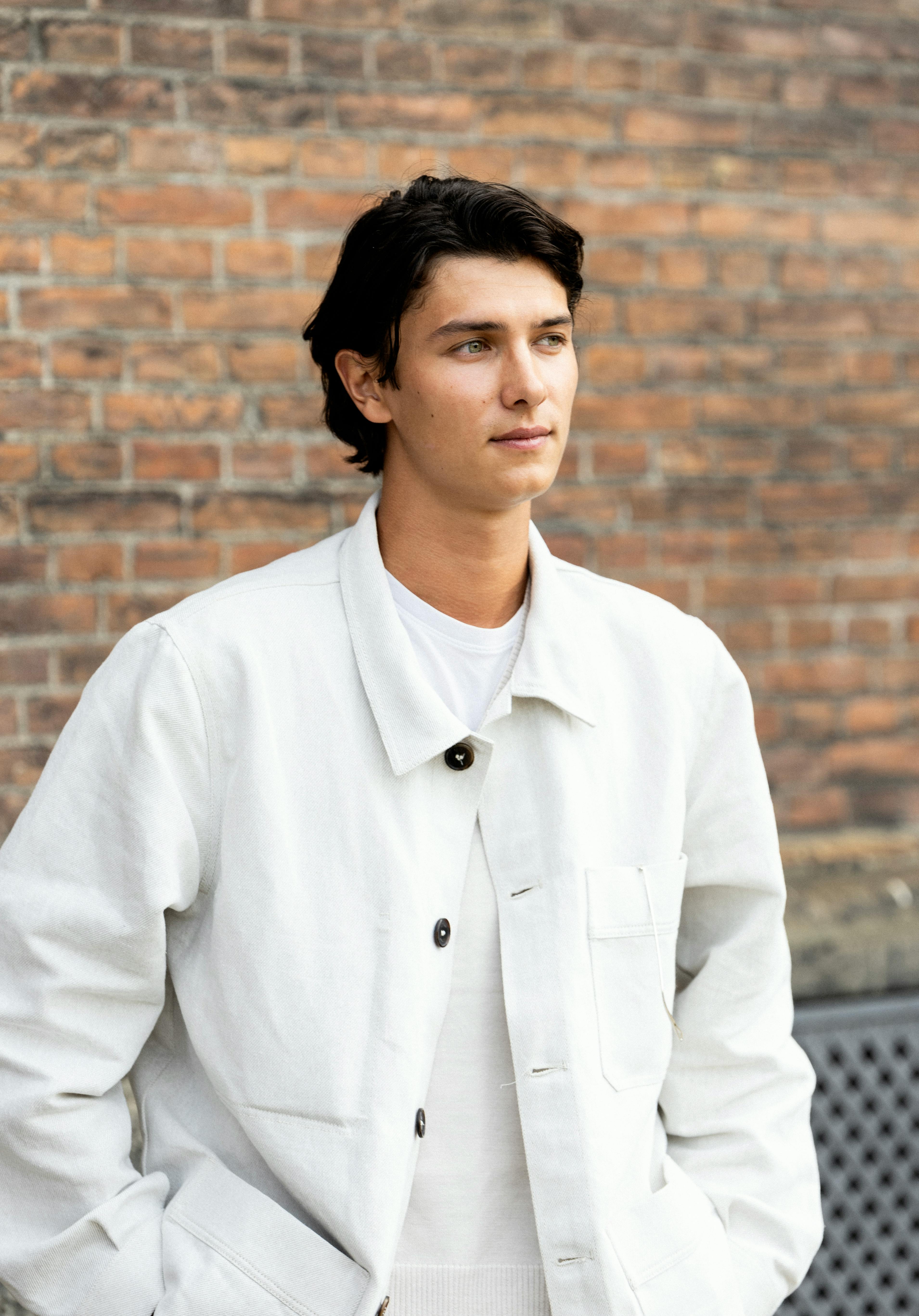 De franc Foto d'estoc gratuïta de a l'aire lliure, a l'aire lliure retrat, adult Foto d'estoc