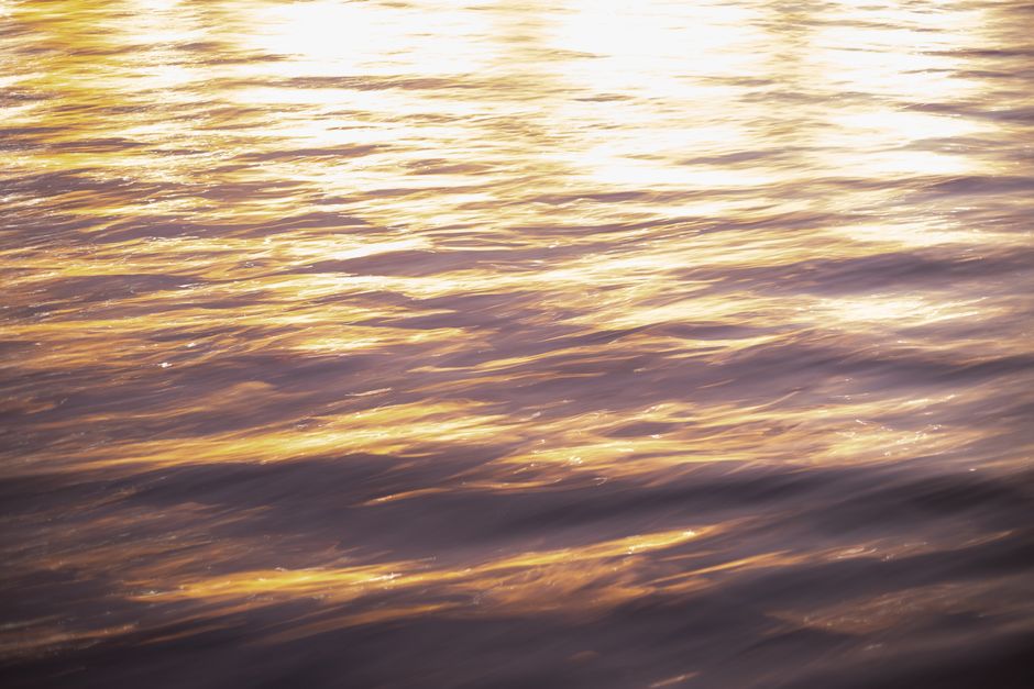Residents Experience Unusually Warm Tap Water in France