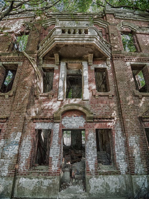 Free Photo of Abandoned Building Stock Photo