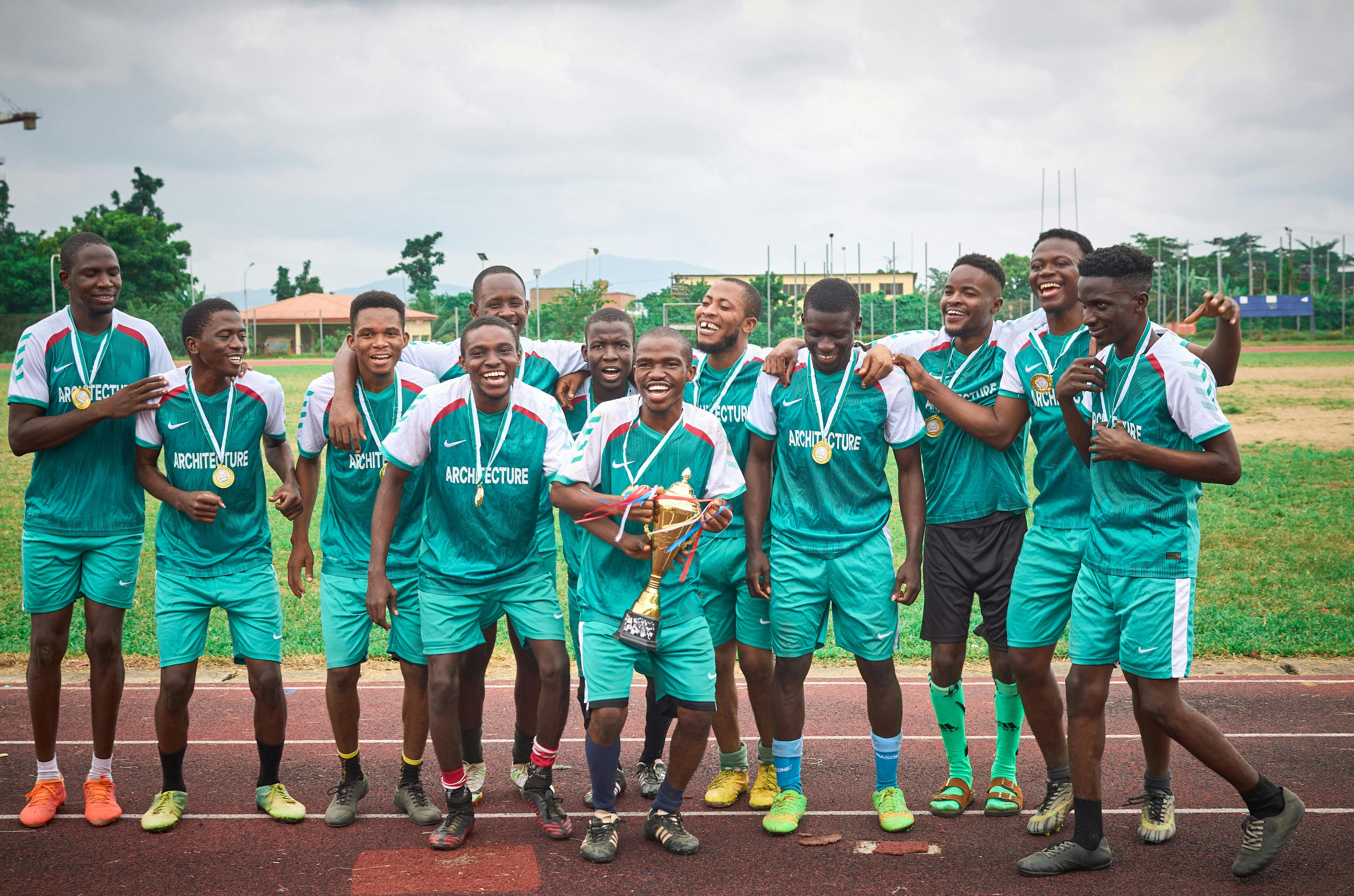 Elena Rîbakina câștigă Turneul Campioanelor și premiul de 5,2 milioane dolari, refuzând fotografia cu CEO-ul WTA