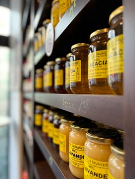 Condiments & Oils