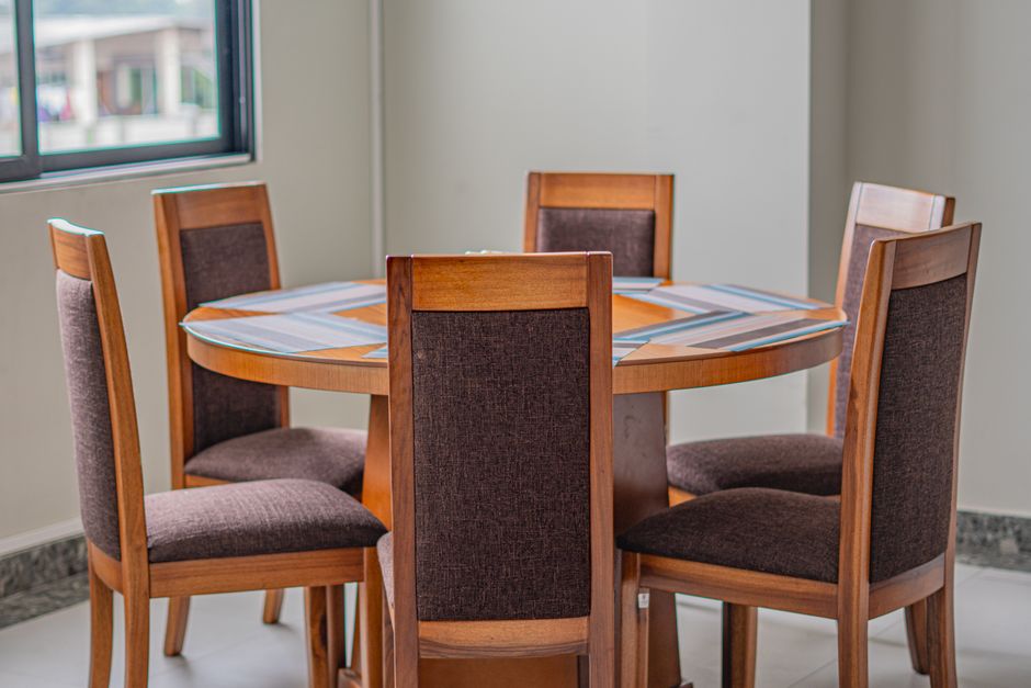Solid oak dining table and chairs in Calgary