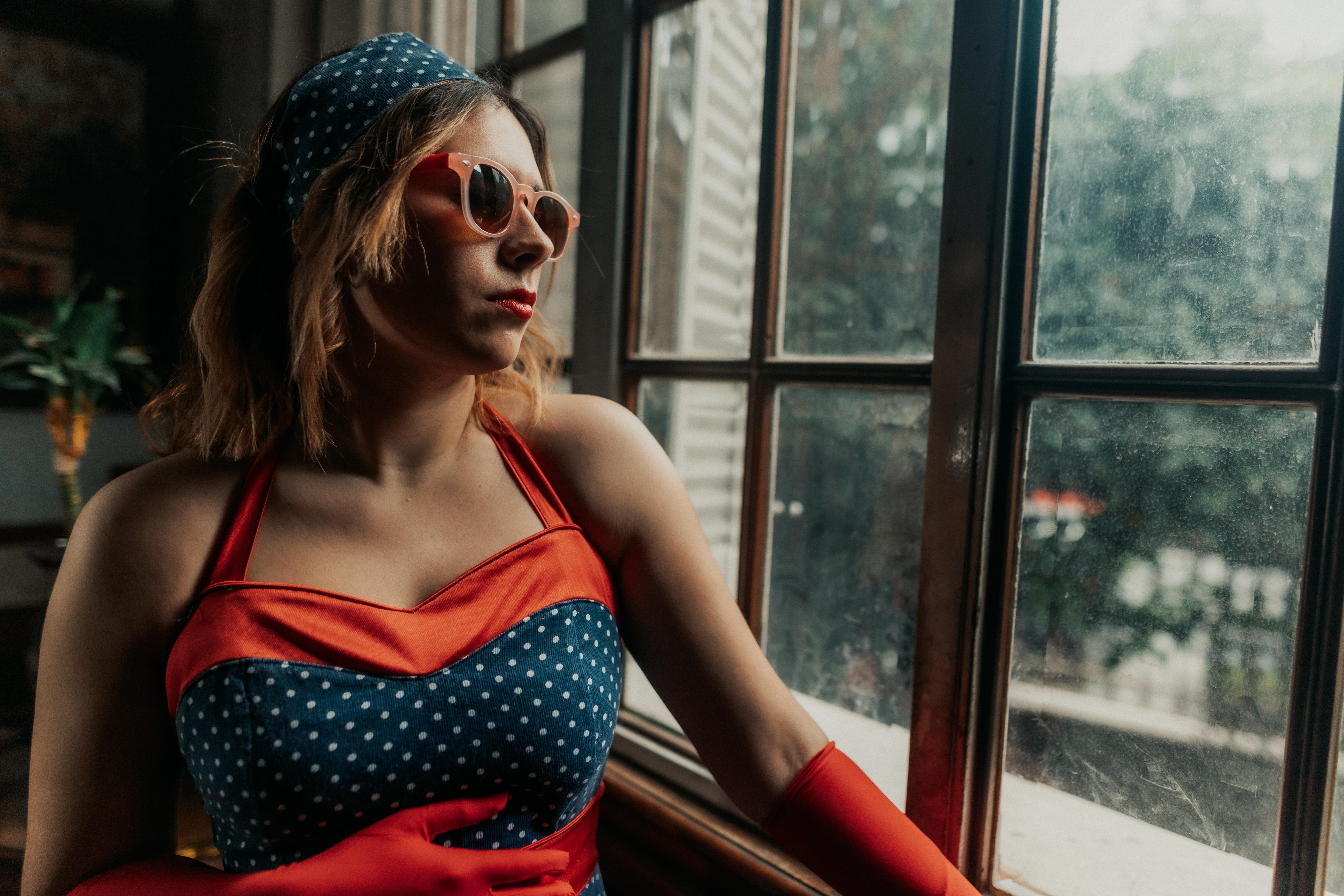 Style années 80 : Tendances mode vintage 2025