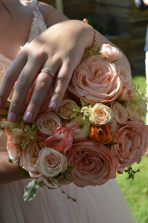 Free stock photo of anniversary, bouquet, bride Stock Photo