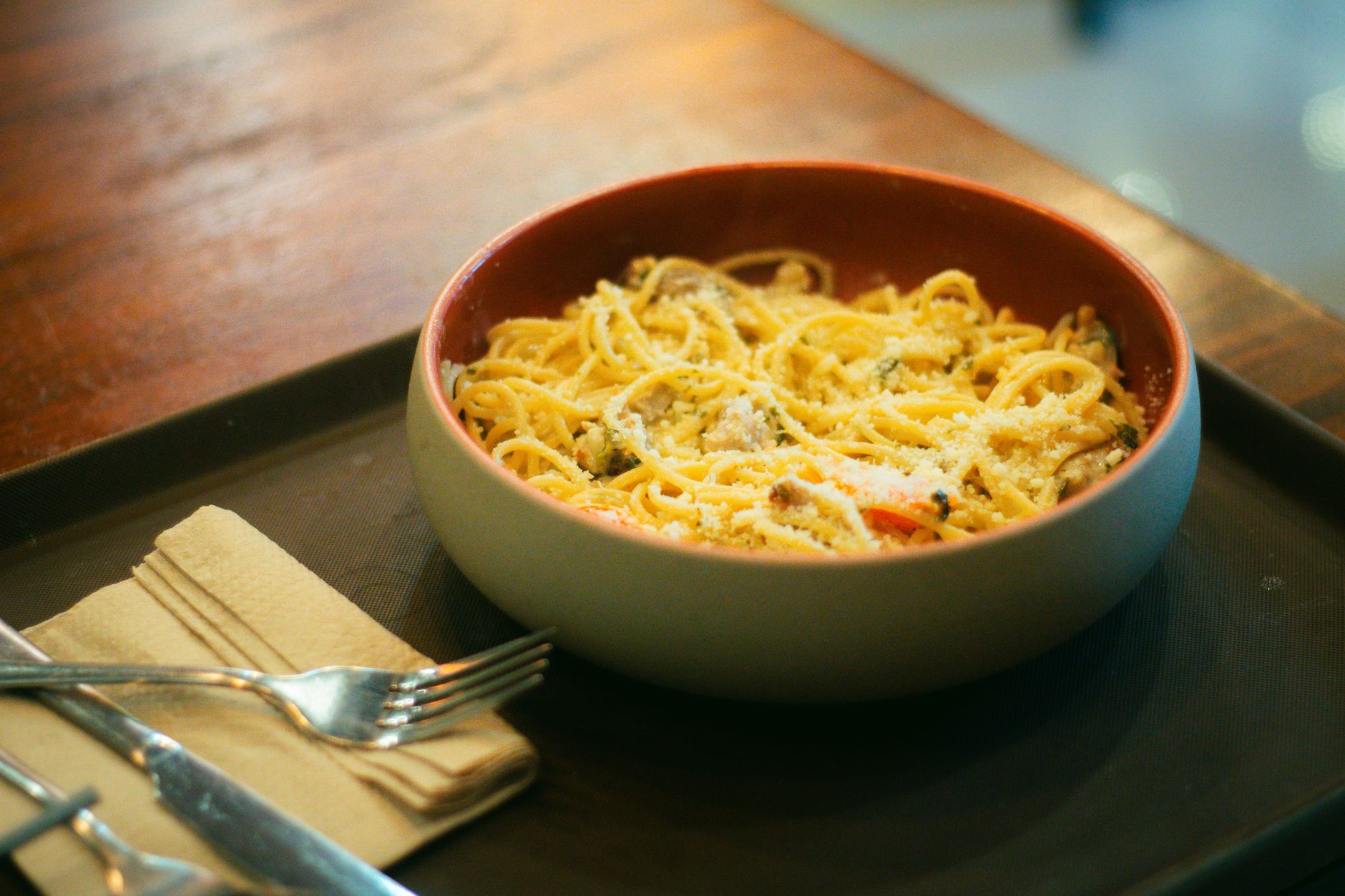Close-up of creamy spaghetti carbonara served on plate