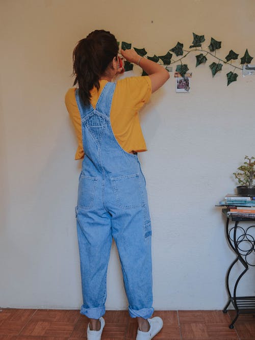 Photo Of Girl Wearing Yellow Shirt