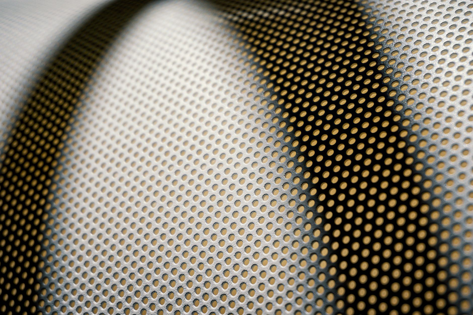 Medtronic Faces $88 Million Verdict in Hernia Mesh Trial
