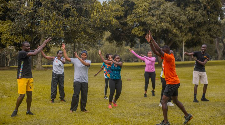 Challenges: the power of the group on your habits
