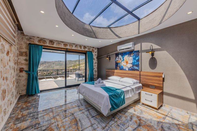 Luxury suite