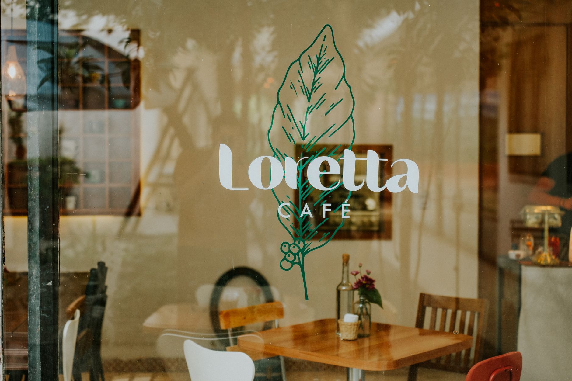 A contemporary restaurant design showcasing an inviting atmosphere.