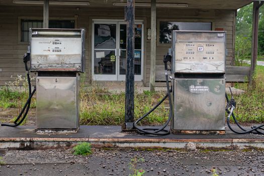 Abandoned Gas Station