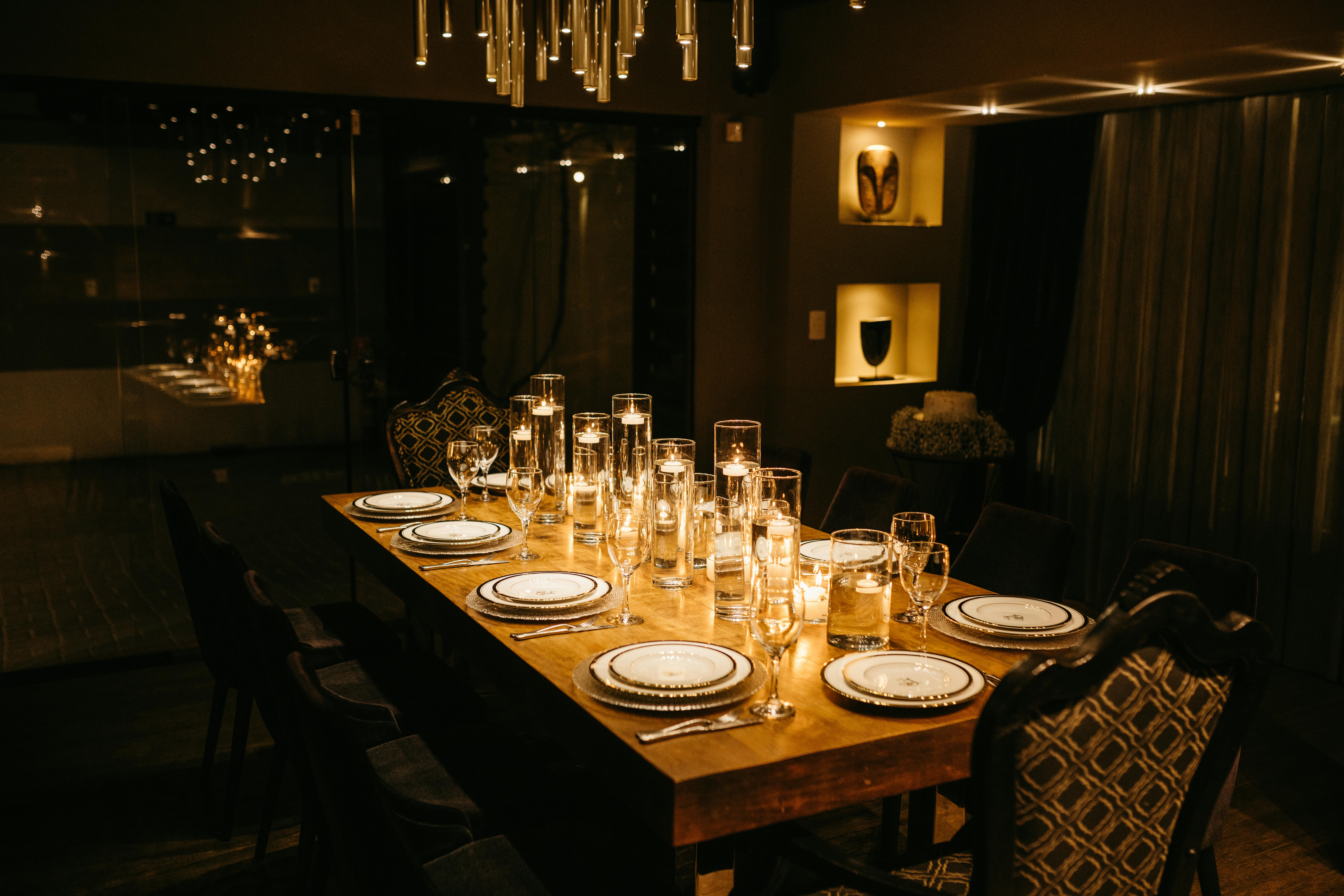 Atmospheric dining room