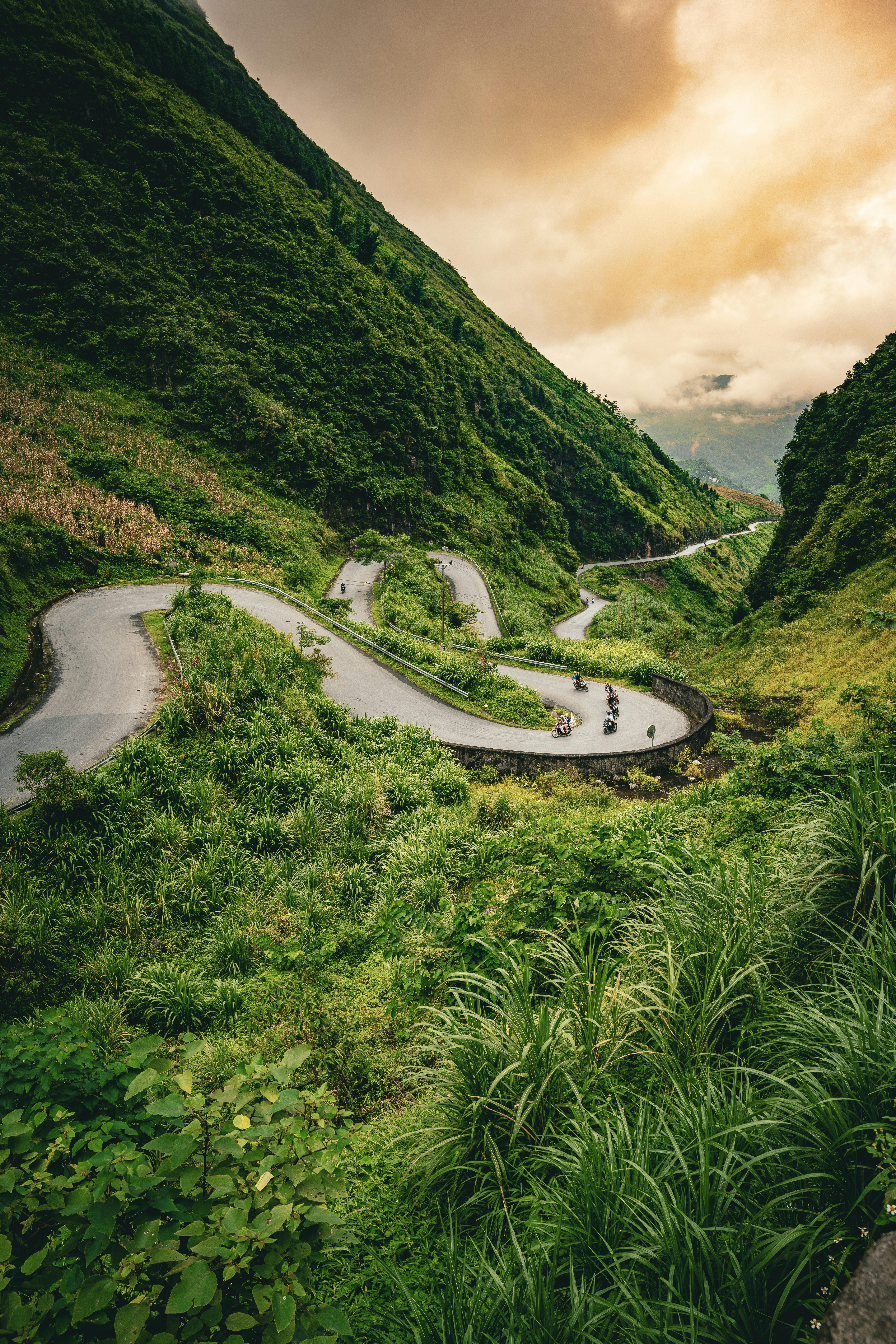 Ha Giang Loop · Free Stock Photo, image size:4672x7008