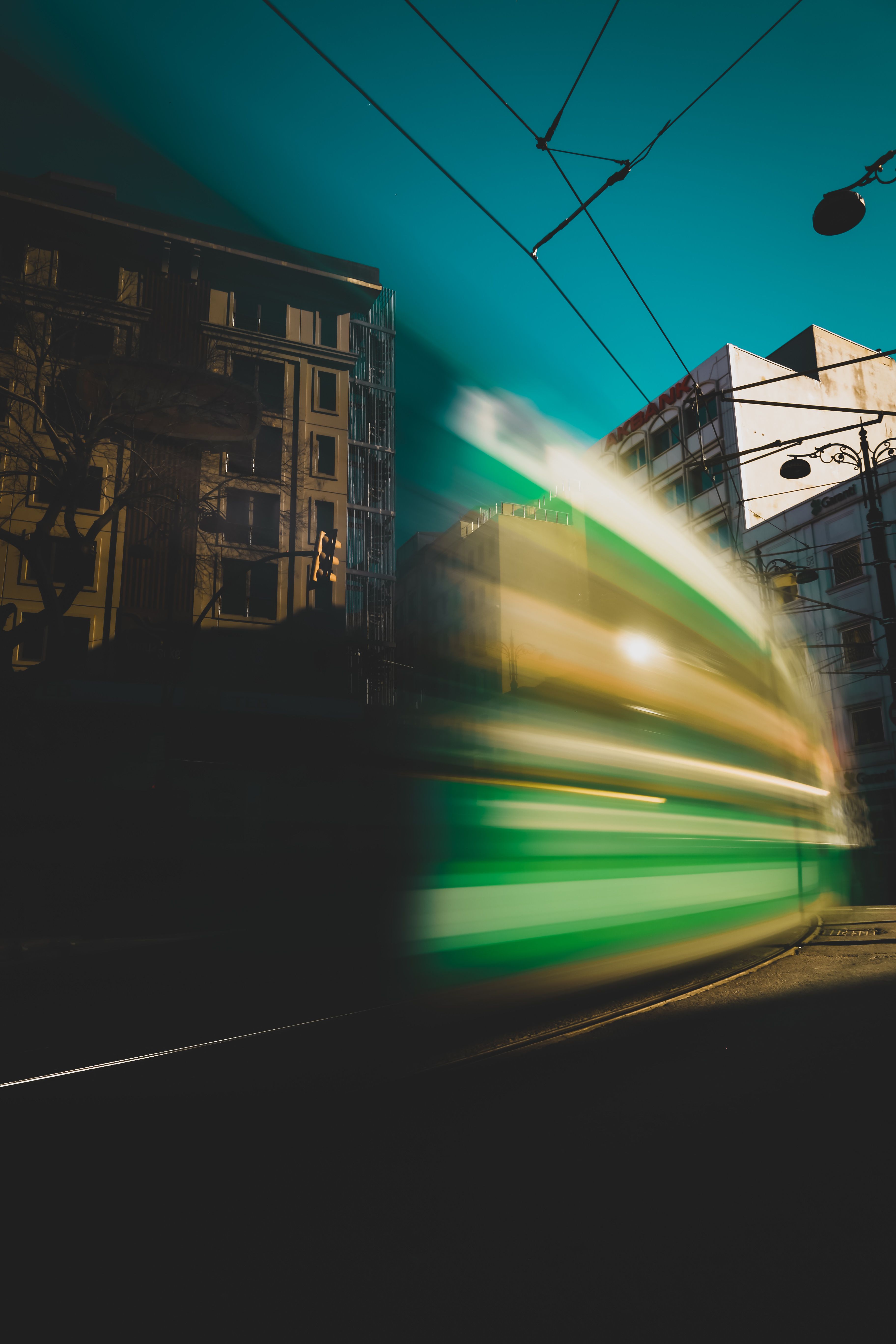 gratis-arkivbilde-av-bil-buss-by