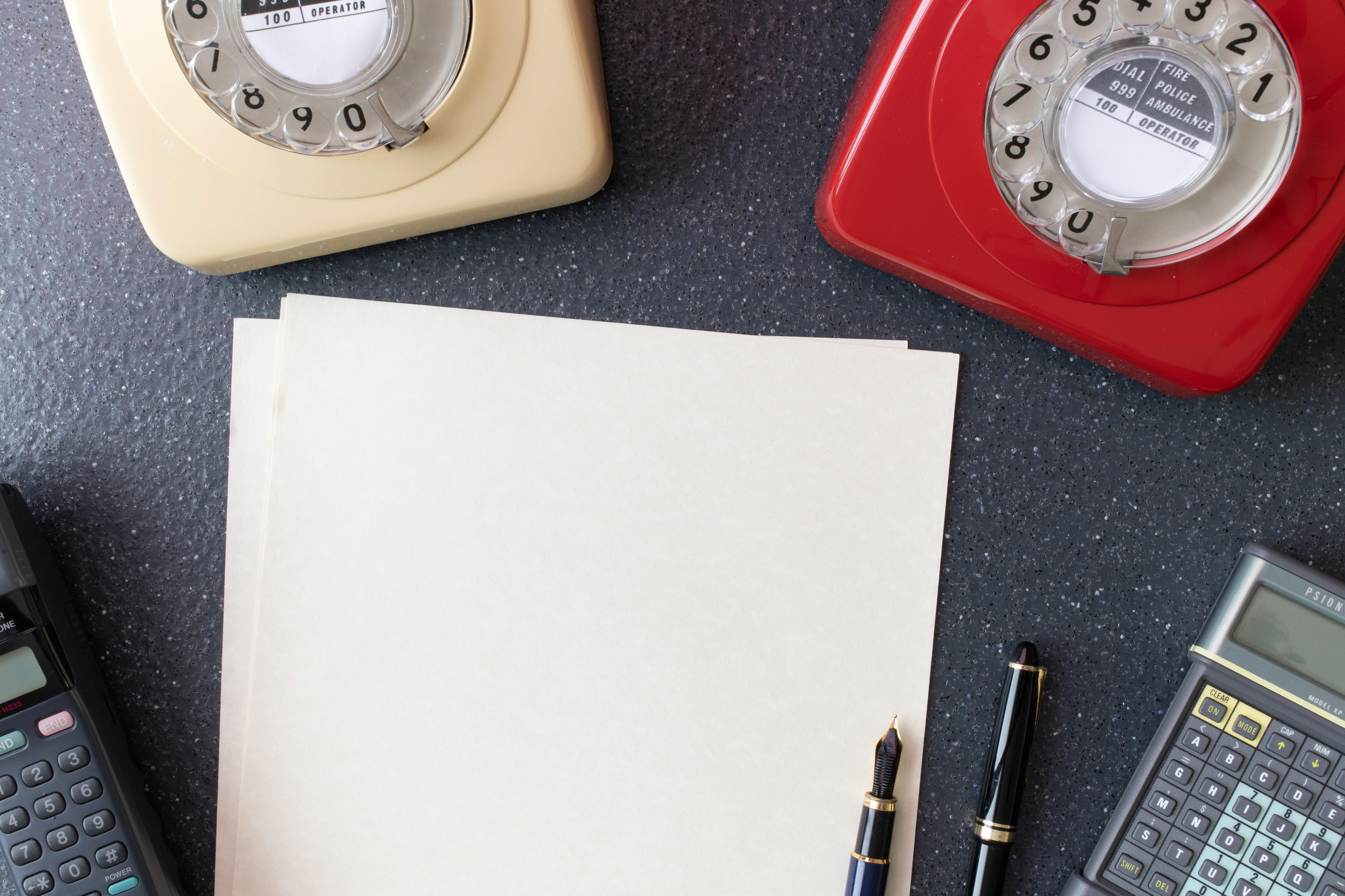 bezplatná Základová fotografie zdarma na téma analogový, číslo, deska stolu Základová fotografie