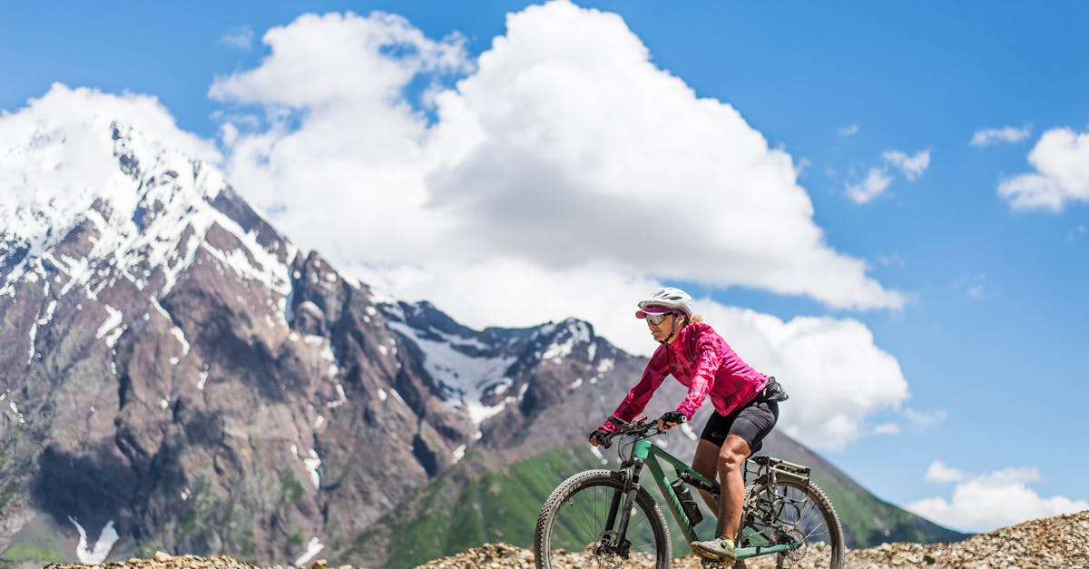 Rutas Ciclistas Económicas para Explorar Durante el Verano