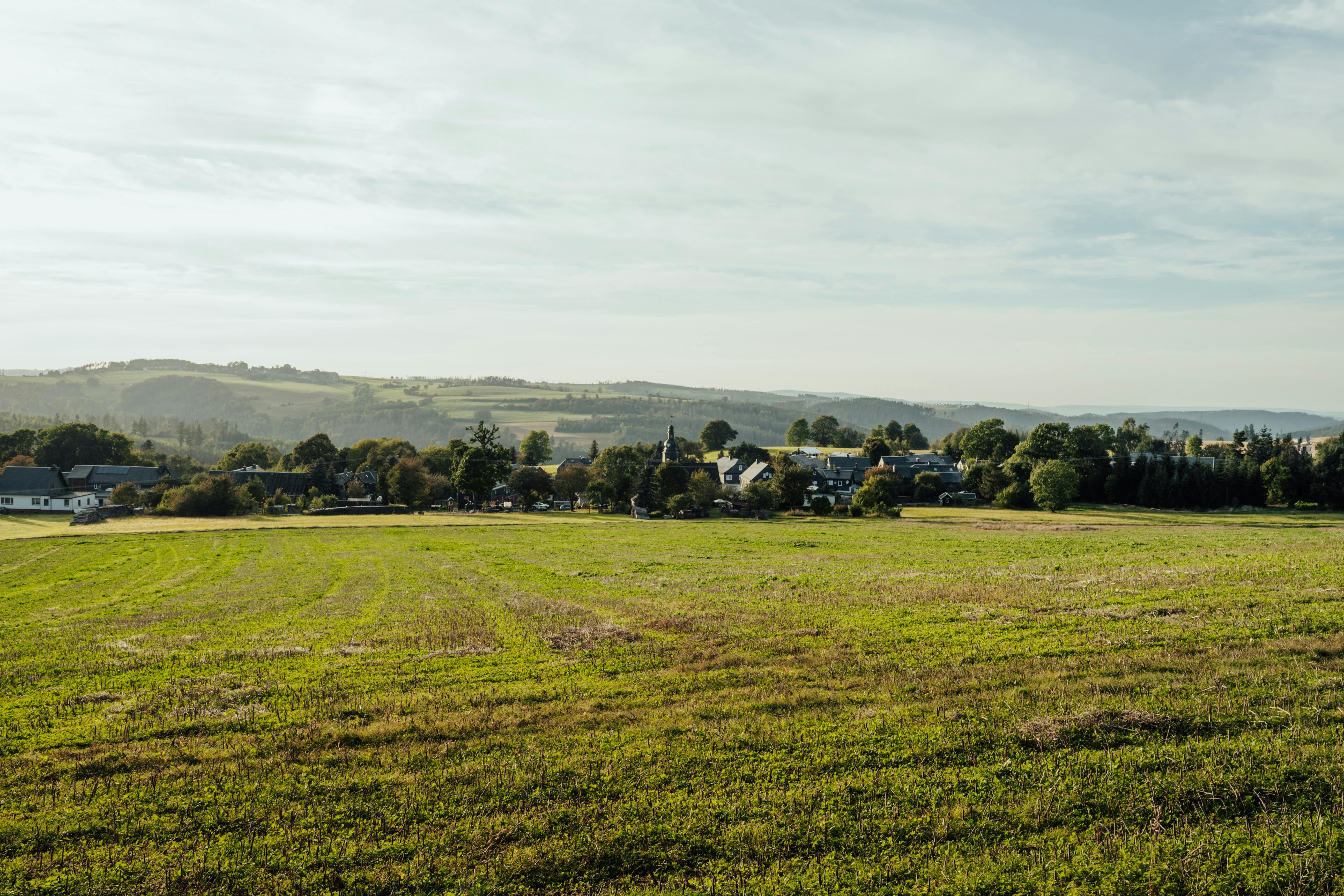 Foto profissional gratuita de agricultura, aldeia, ao ar livre, ar ...