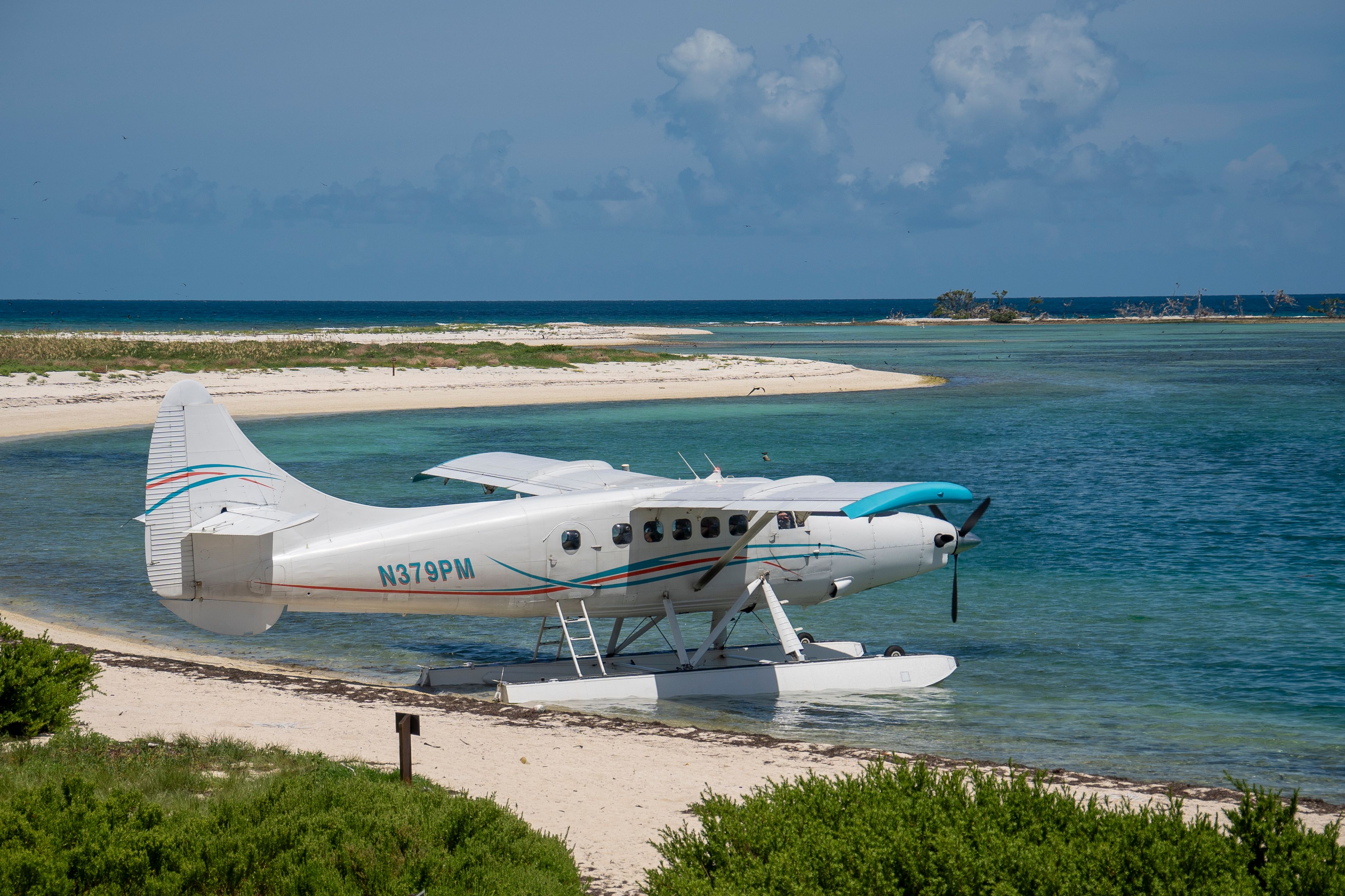 Eleuthera Airport Guide — Eleuthera travel guide photo