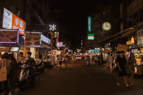 Gece şehrin Fotoğrafı