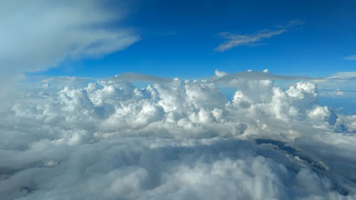 多雲的天空, 展示窗, 藍天 的 免费素材图片