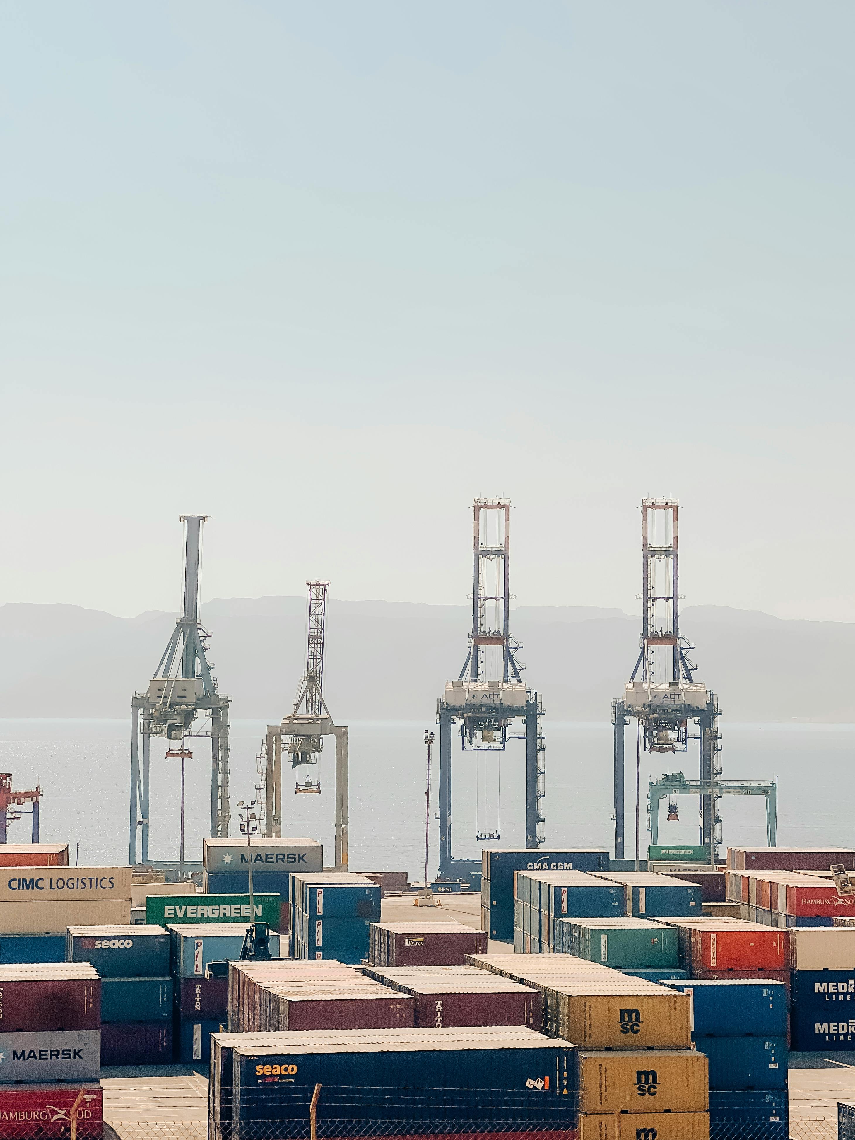 US ports by volume and maritime cargo trends