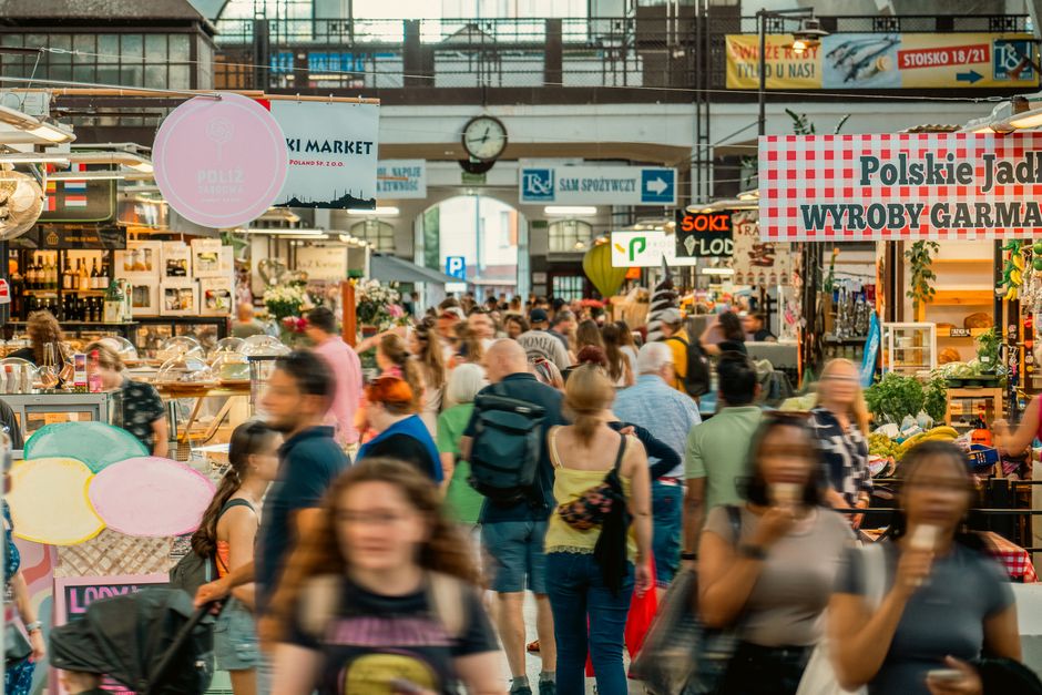 Polský Těšín – tržnice plná lidí