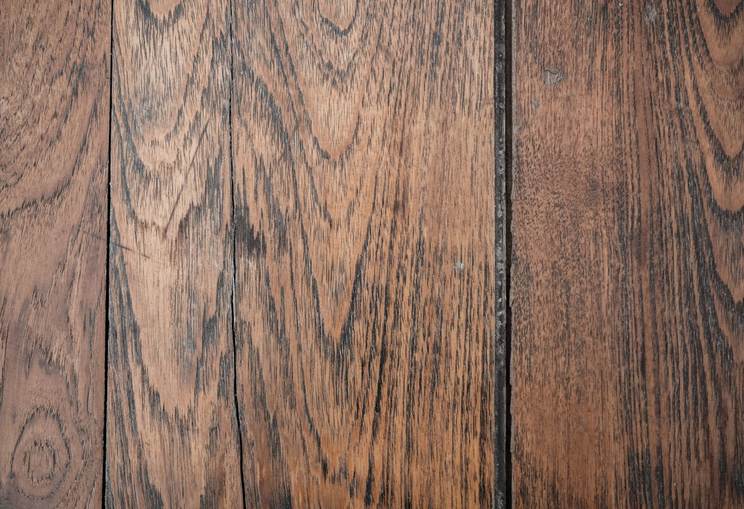 Fence and Decking Painting in Tokyngton — dust sheets down and the room fully protected
