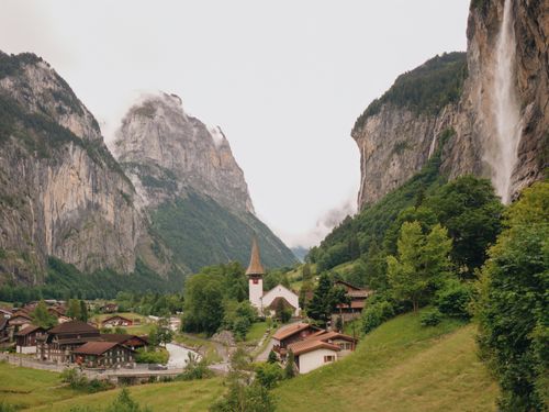 Free Explore the stunning landscape of Lauterbrunnen, Switzerland with iconic waterfalls and alpine scenery. Stock Photo
