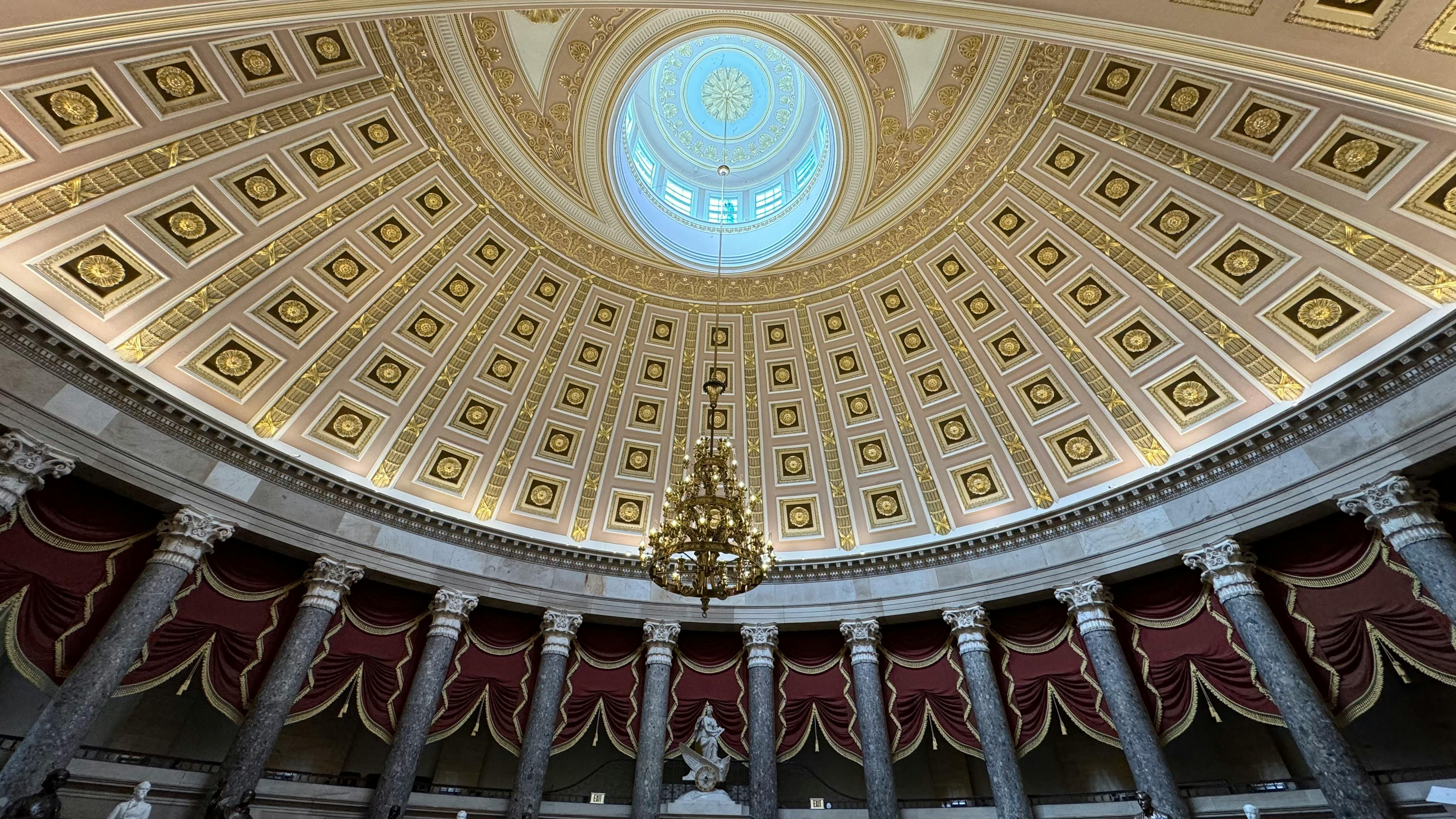 US Public Opinion and the Midterm Congressional Elections — Photo by Anthony Rahayel on Pexels