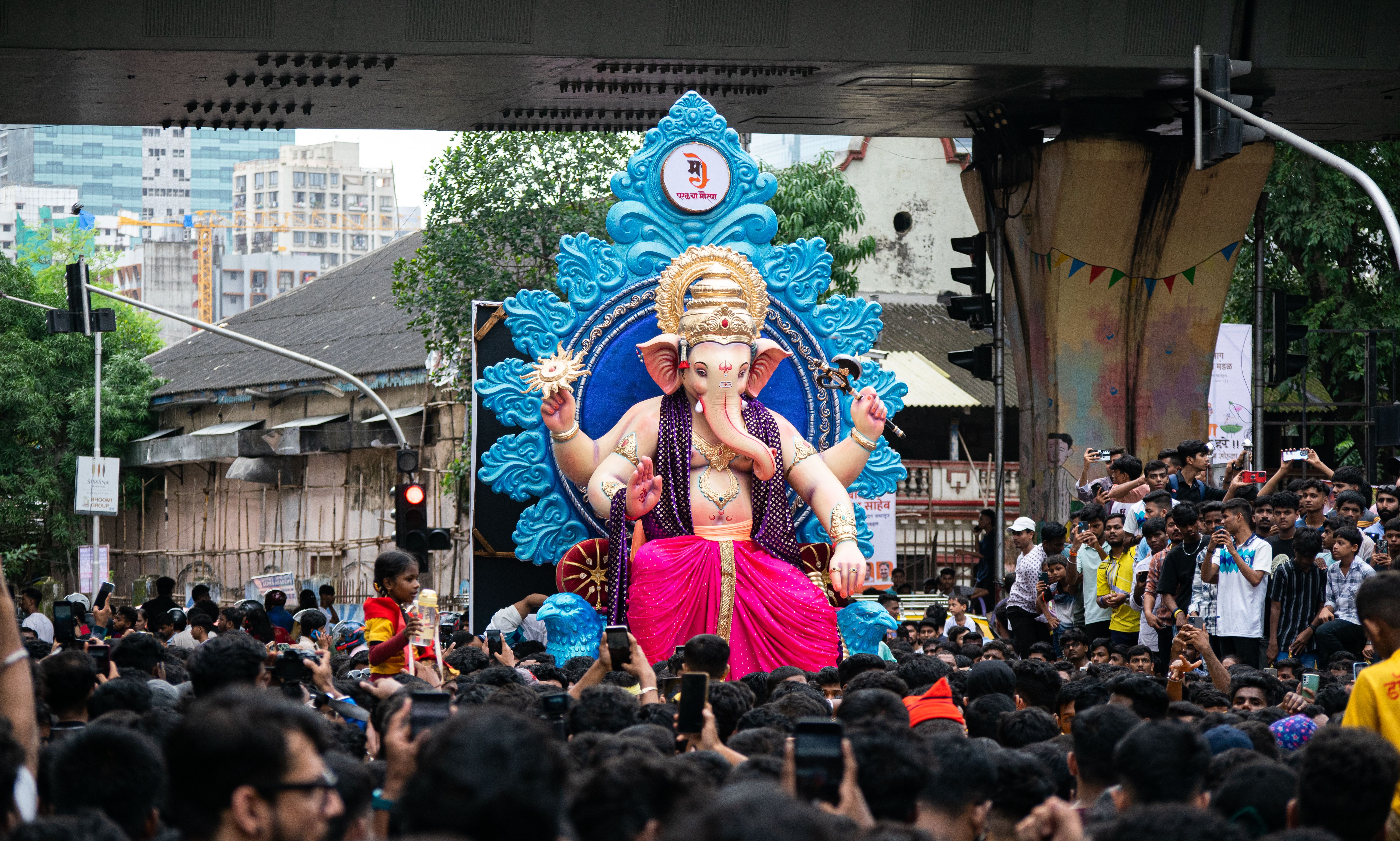 BMC tells Mumbai mandals to clear festival advertising by day after immersion