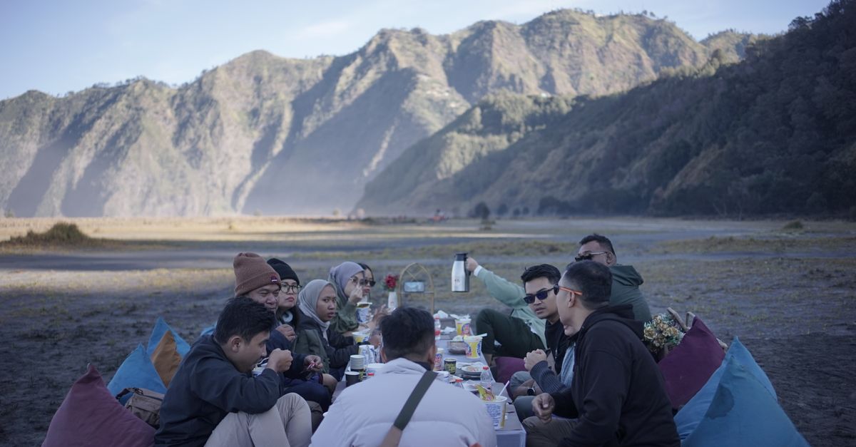 Los Mejores Destinos Únicos para Viajar con Amigos