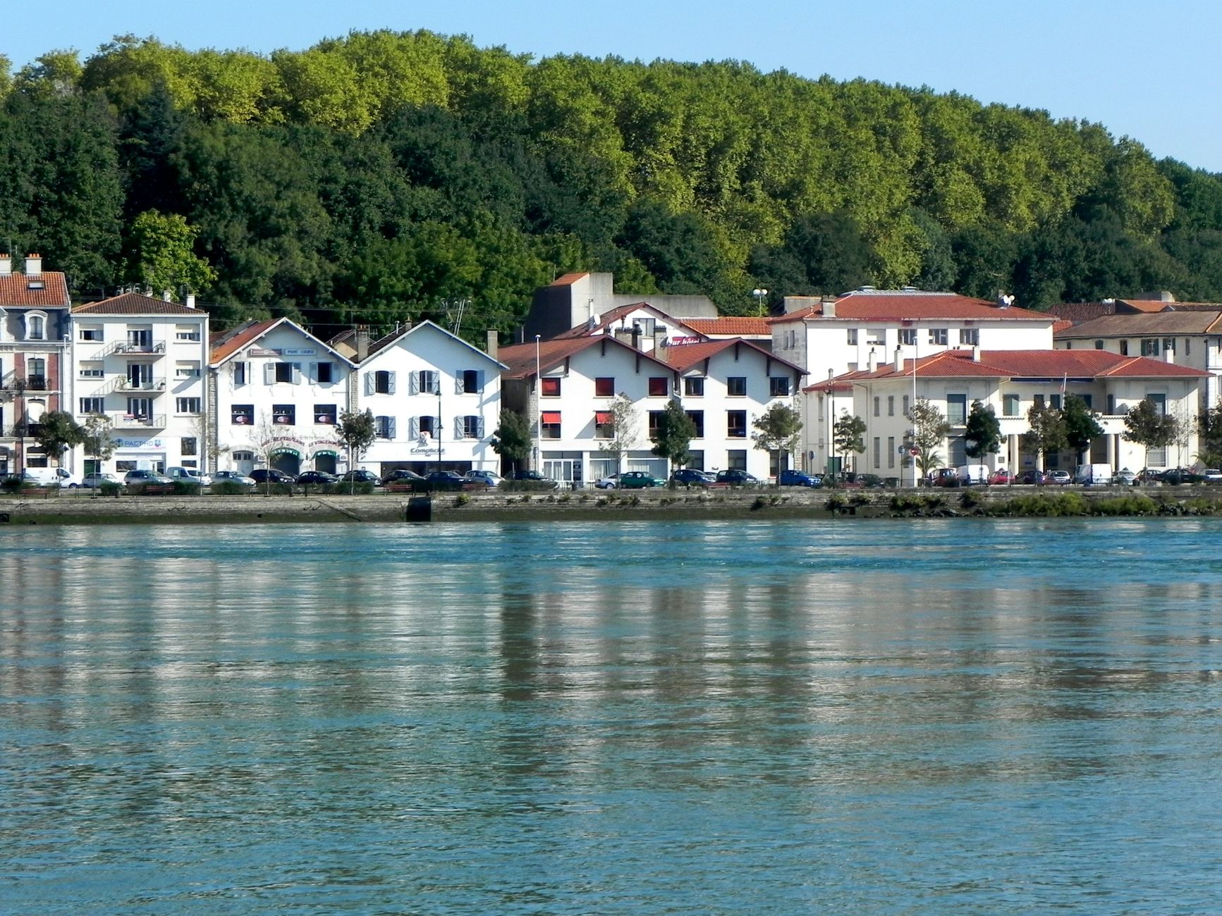 Bayona