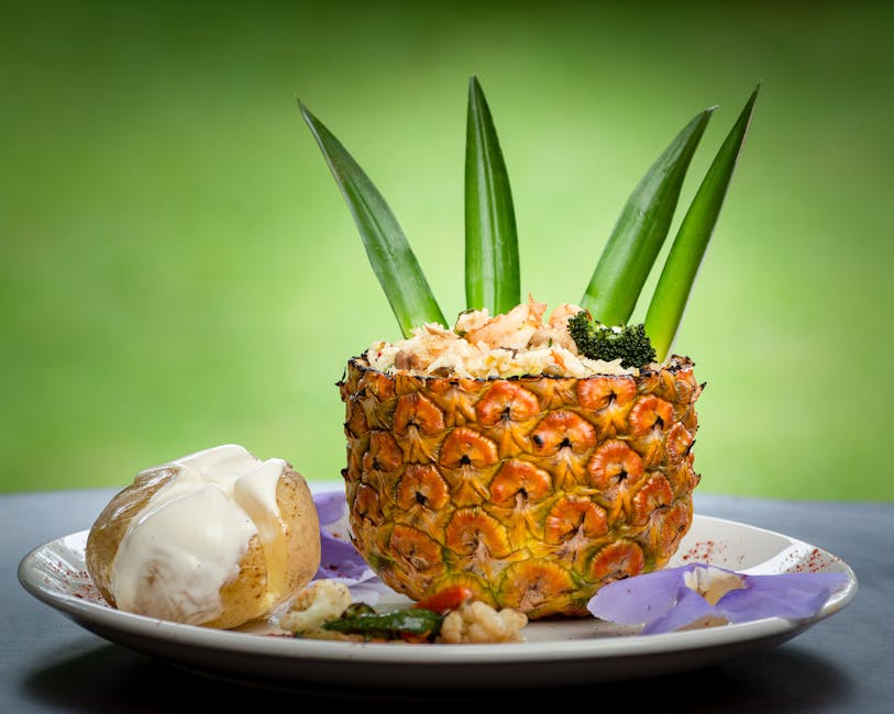 pineapple fried rice served in pineapple - rice thai pineapple fried rice served in pineapple - rice thai