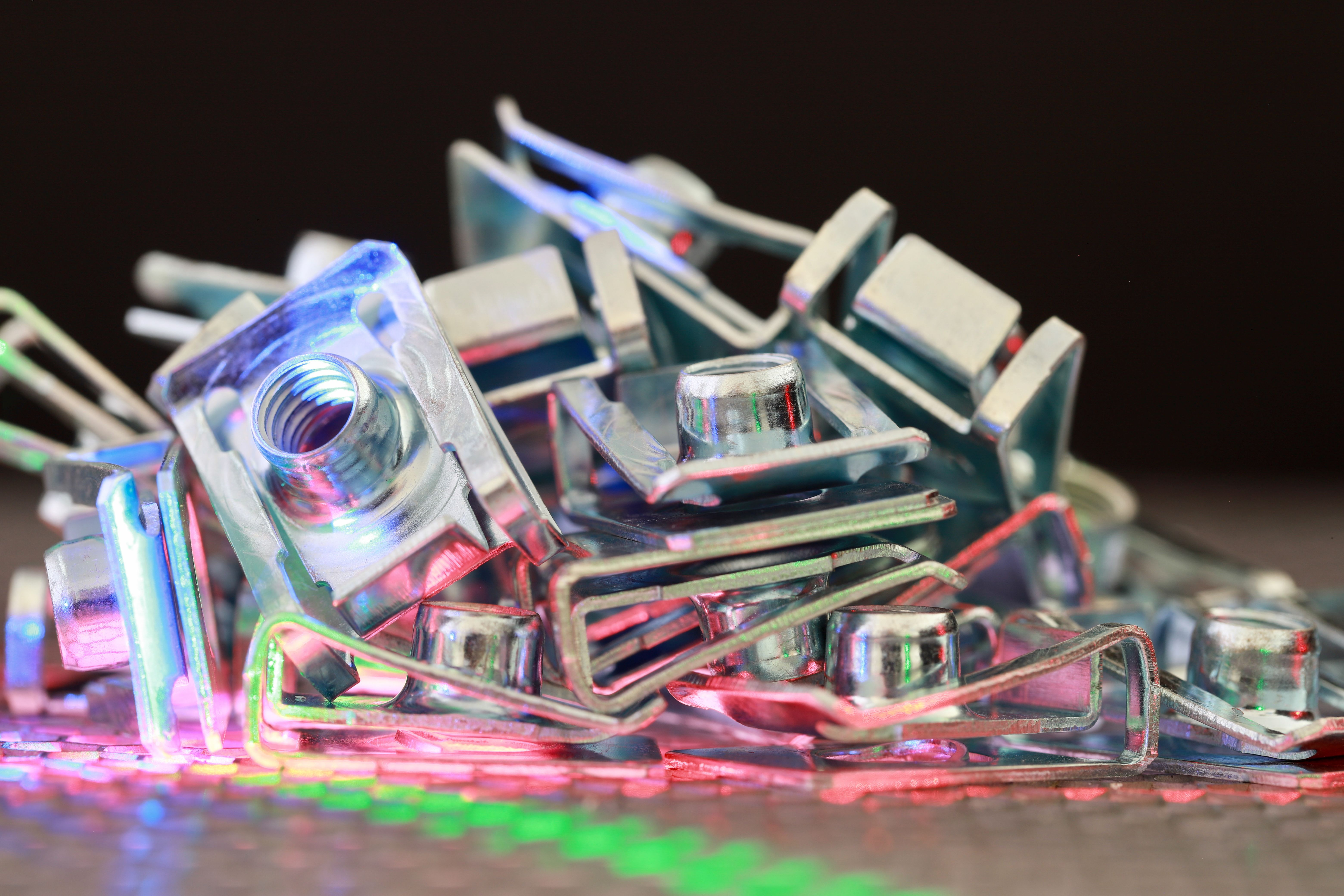 2026 Global Hardware and Consumer Tech Industry Outlook — Photo by Nic Wood on Pexels