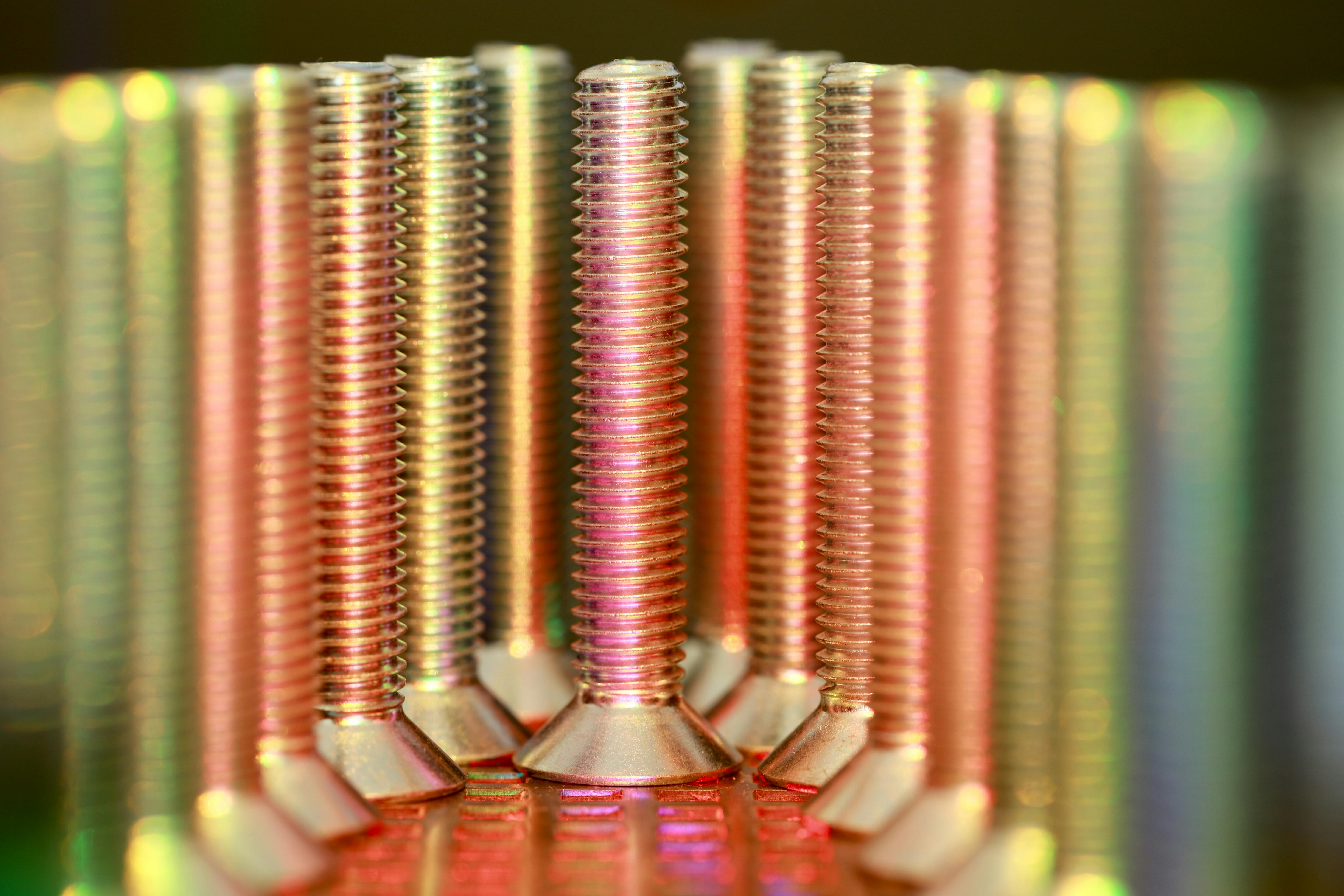 2026 Global Hardware and Consumer Tech Industry Outlook — Photo by Nic Wood on Pexels