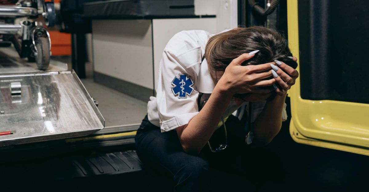 Who Can Help Manage Emotional Stress During Cancer Treatment