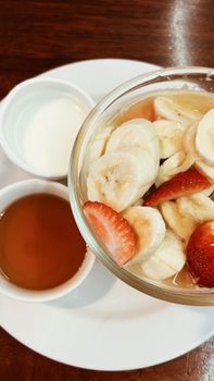 Strawberry Banana Lowfat Yogurt Drink