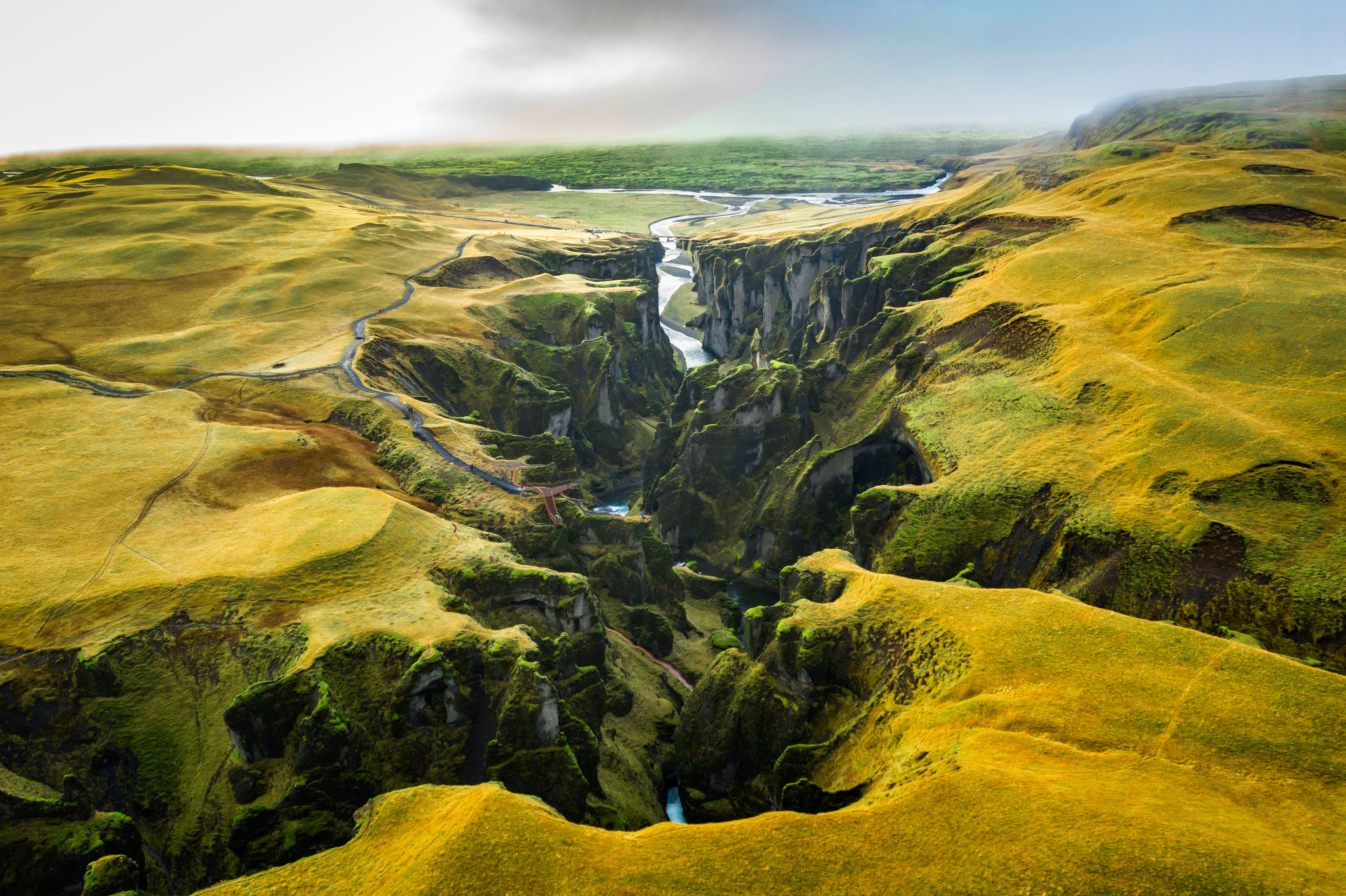 Capital One Travel: How to book flights, hotels and more — Photo by Stephen Leonardi on Pexels