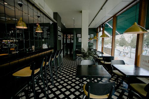 Ilmainen kuvapankkikuva tunnisteilla arkkitehtuuri, baari kahvila, huone Kuvapankkikuva