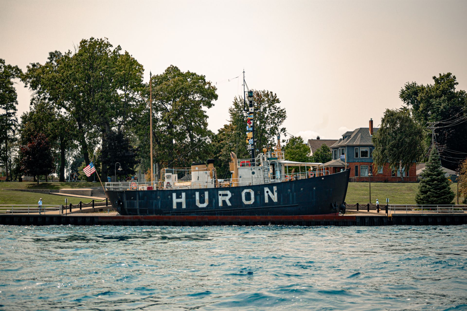 A boat with the word huron on it