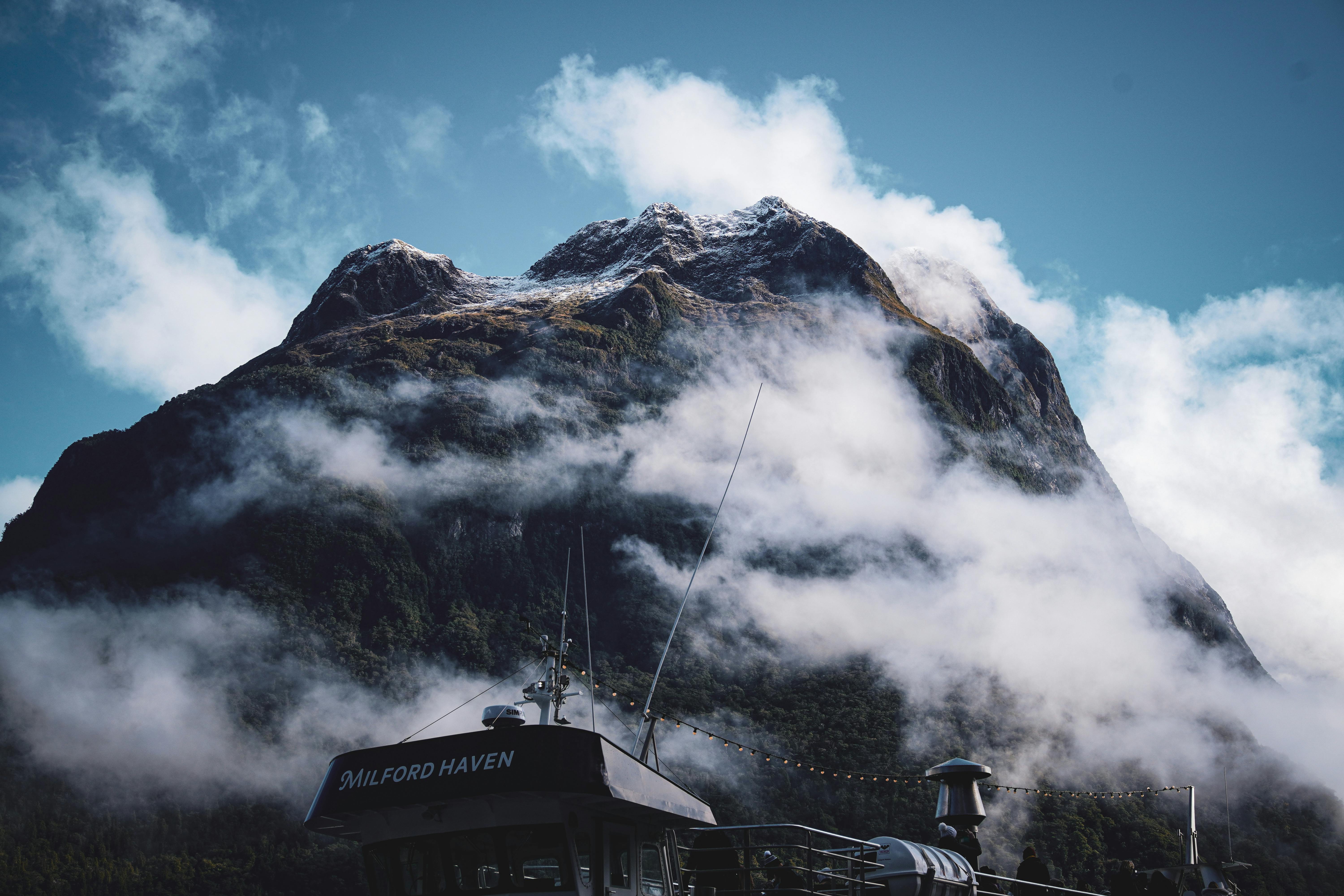 A travel guide to New Zealand: Cost, culture and more tips for visiting the country — Photo by A K on Pexels