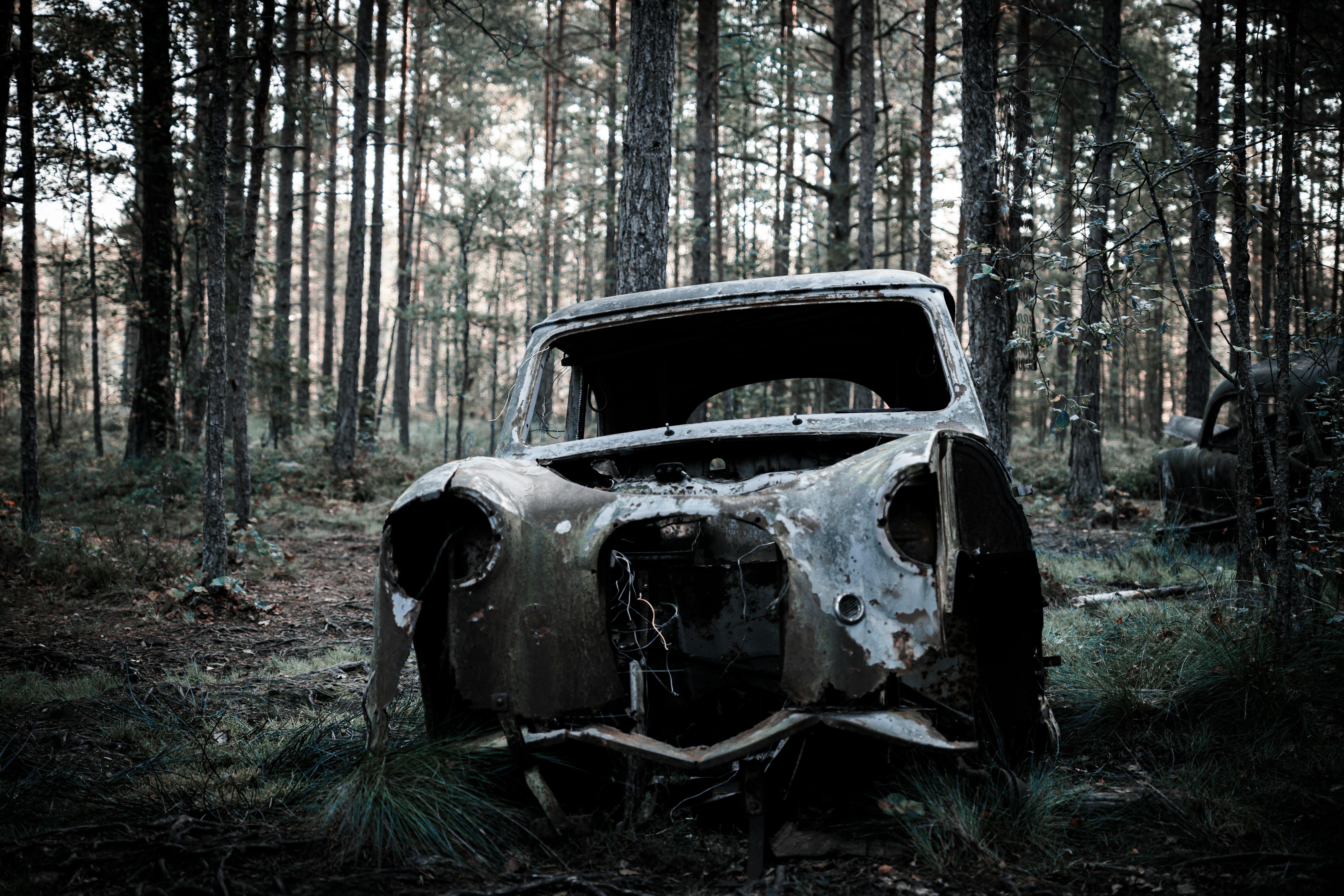 Top Automotive Innovations of the Past 100 Years – 1990s: On-board Diagnostics (OBD-II) — Photo by Lorenzo Manera on Pexels